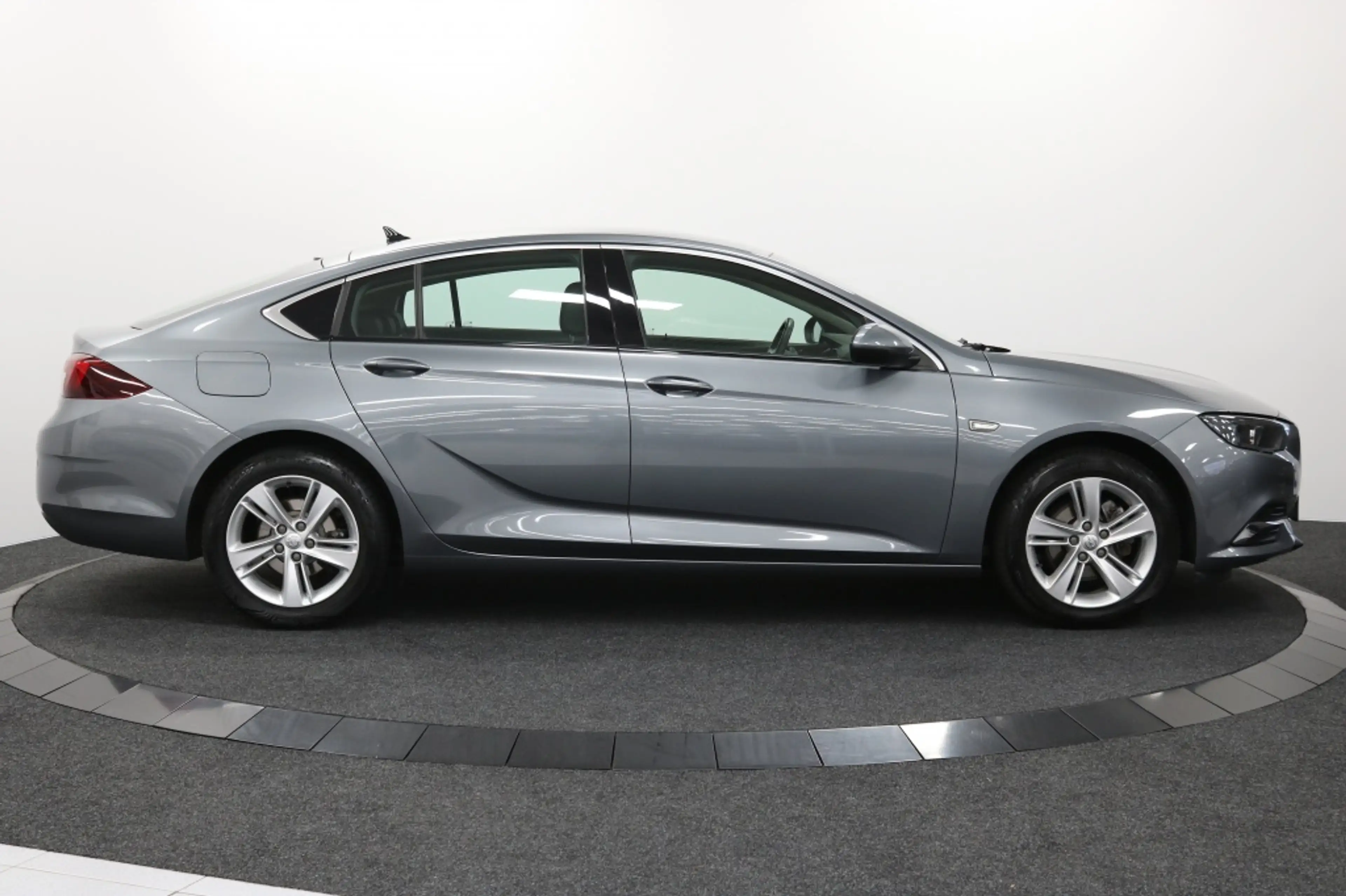 Opel Insignia Grand Sport 1.5 Turbo Bns Executive — photo 15