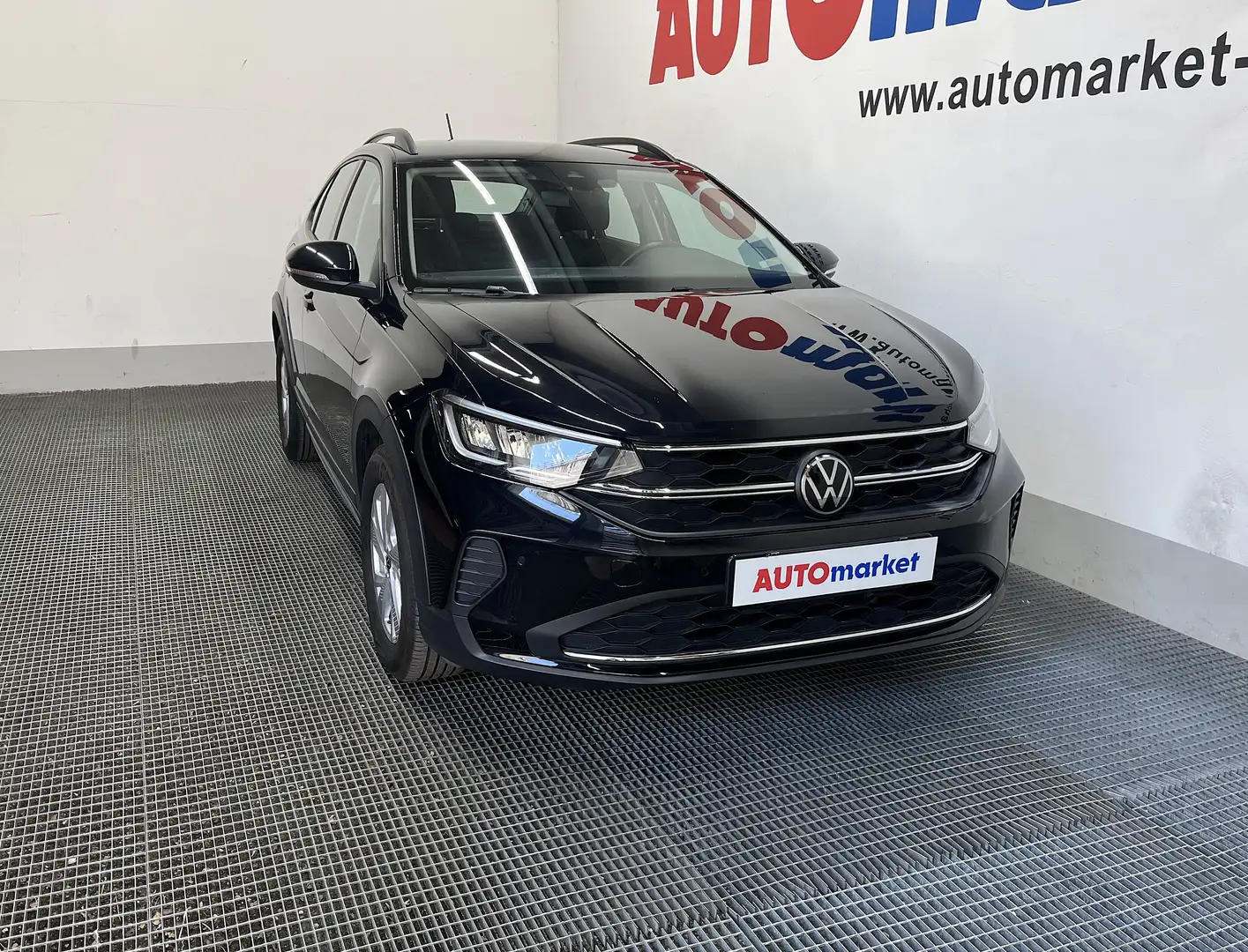 Volkswagen Taigo 1.0 TSI Life 110cv Nero - 2