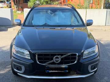 XC70 2.4 d5 Momentum awd 185cv