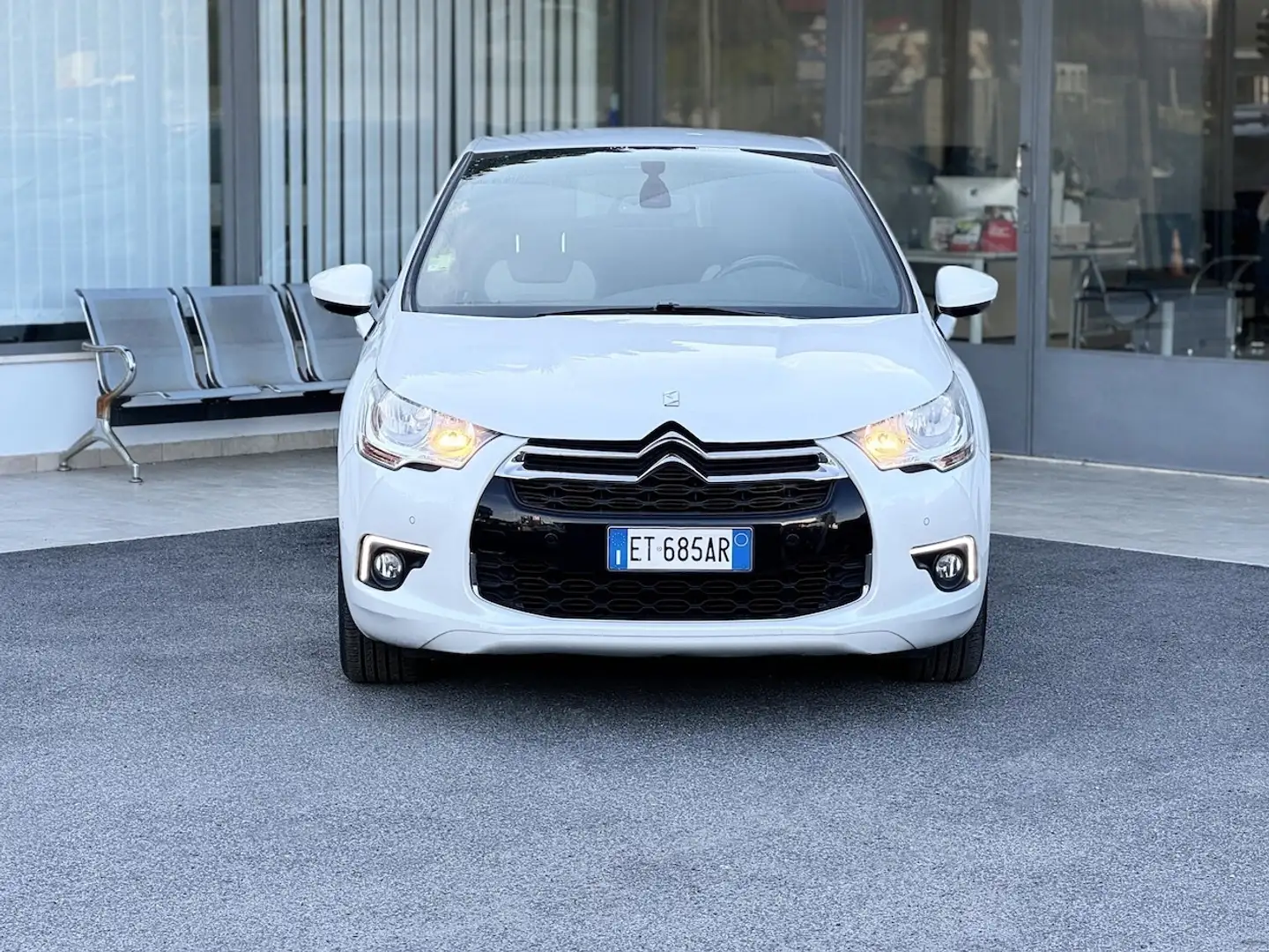 DS Automobiles DS 4 1.6 Diesel 115CV E5 Automatica - 2013 Blanc - 2