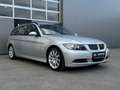 BMW 320 d Touring Österreich-Paket Aut. Silber - thumbnail 5