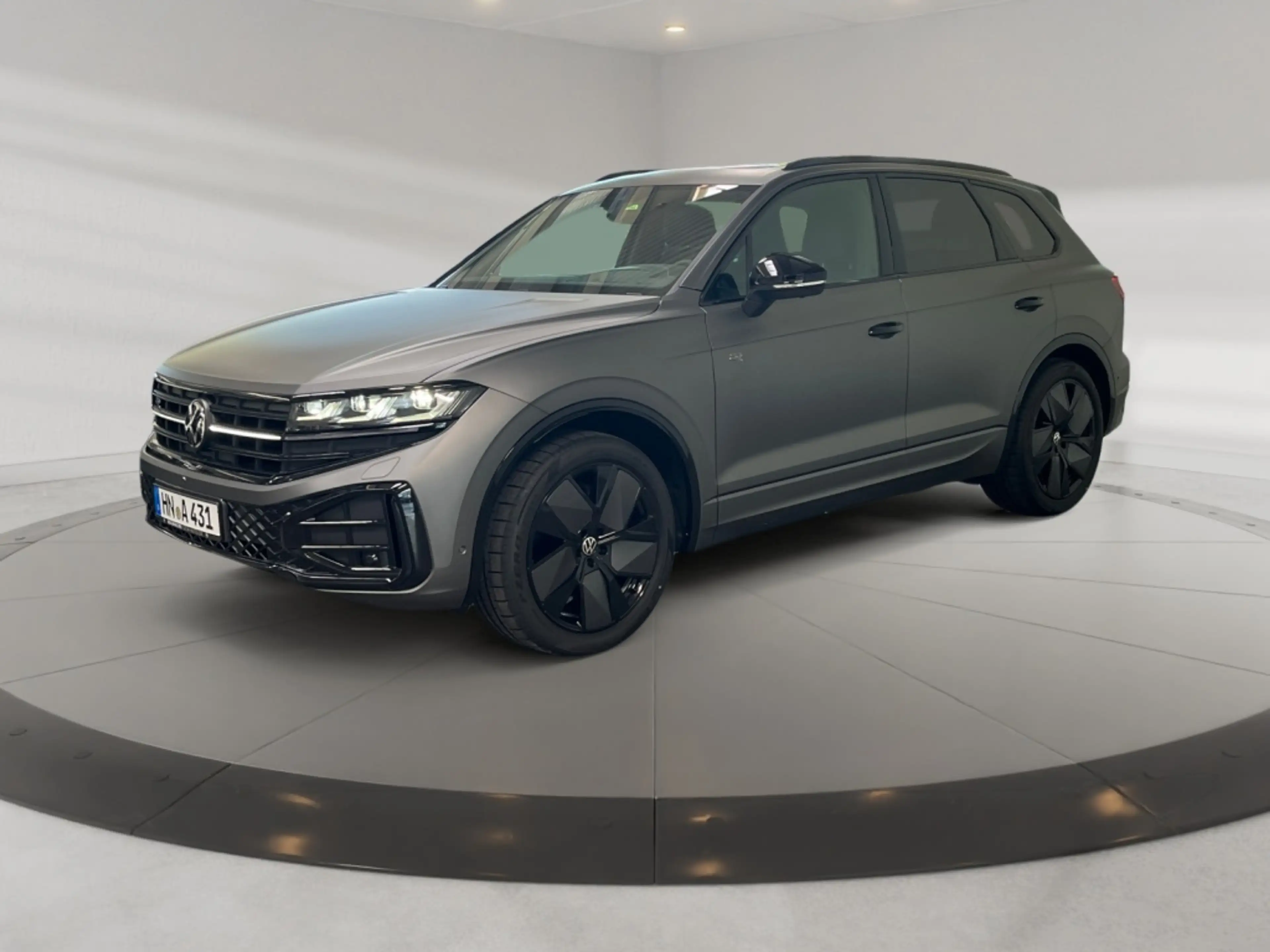 Volkswagen Touareg 3.0 TDI R-Line 4motion Style+Fahrassist — photo 2