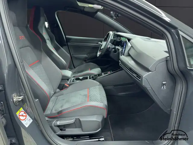 Volkswagen Golf view 13