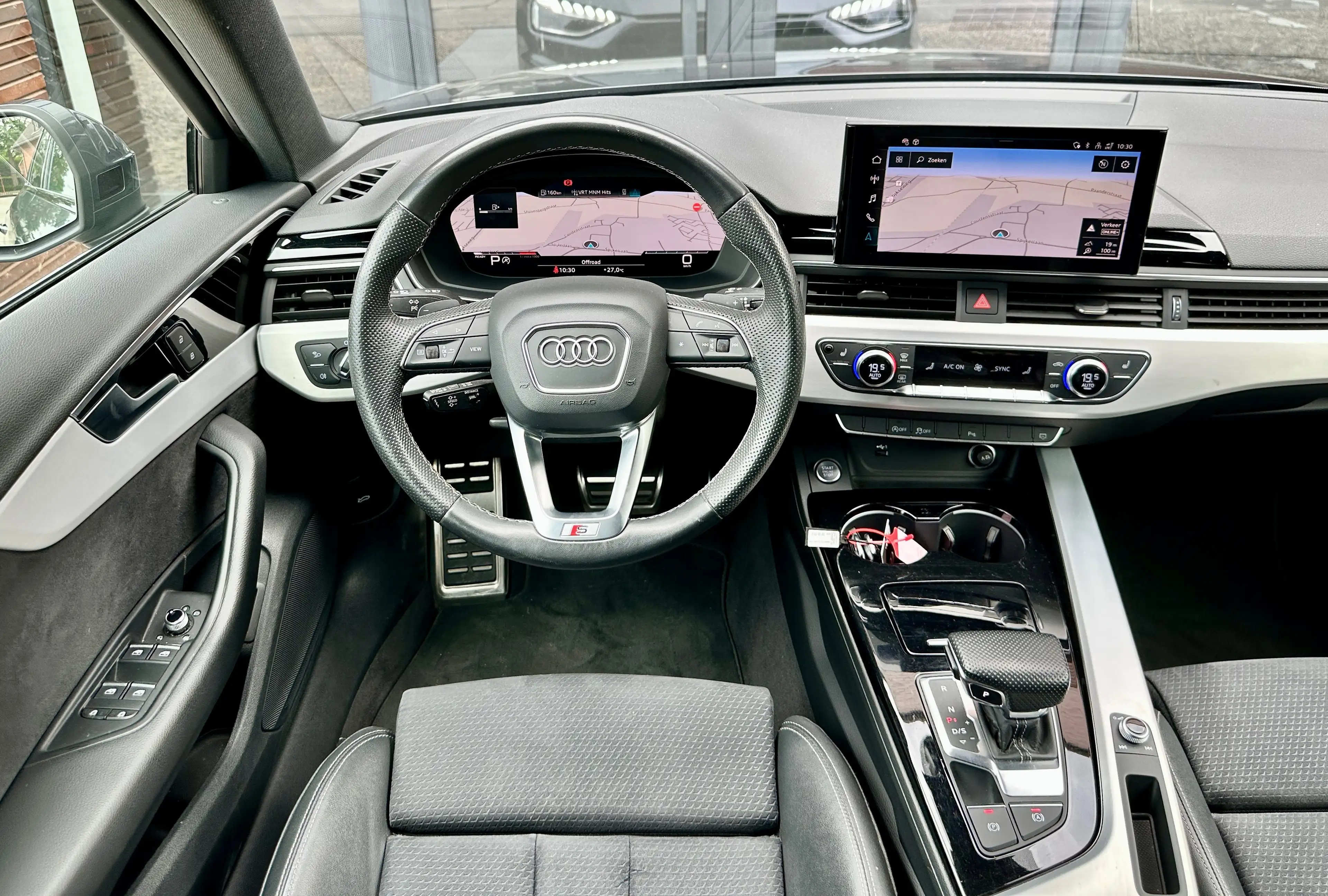 Audi A4 Avant 35TFSI S-tronic 3X S-LINE/CAM/TREKH/ACC/VIRTUAL/NAVI/CARPLAY — photo 14