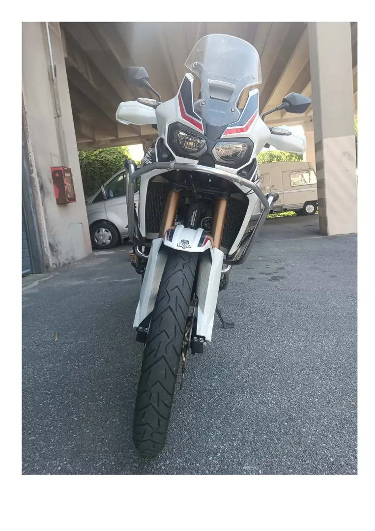 Honda CRF 1000 Blanco - 1