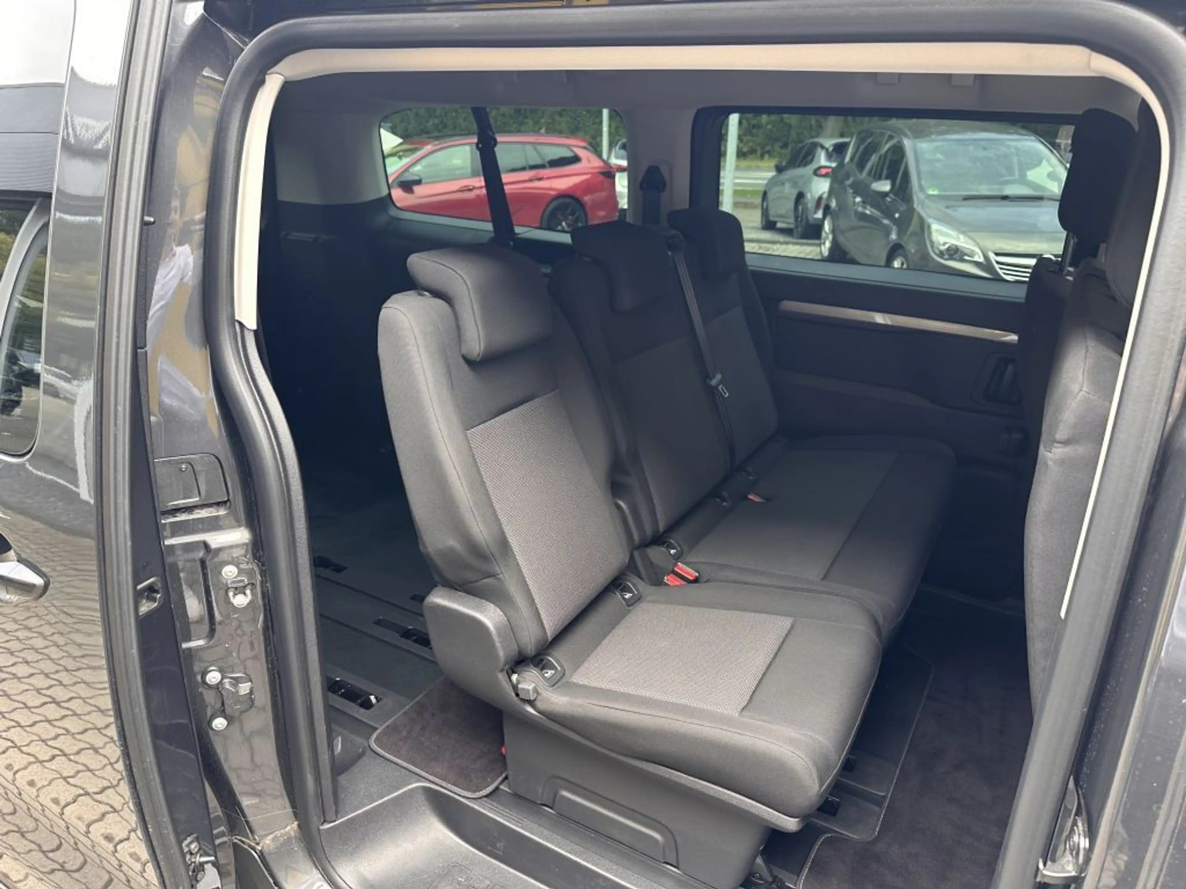 Opel Zafira 2.2 D XL Aut 132 kW Edition +AHK+9-SITZE+ — photo 9