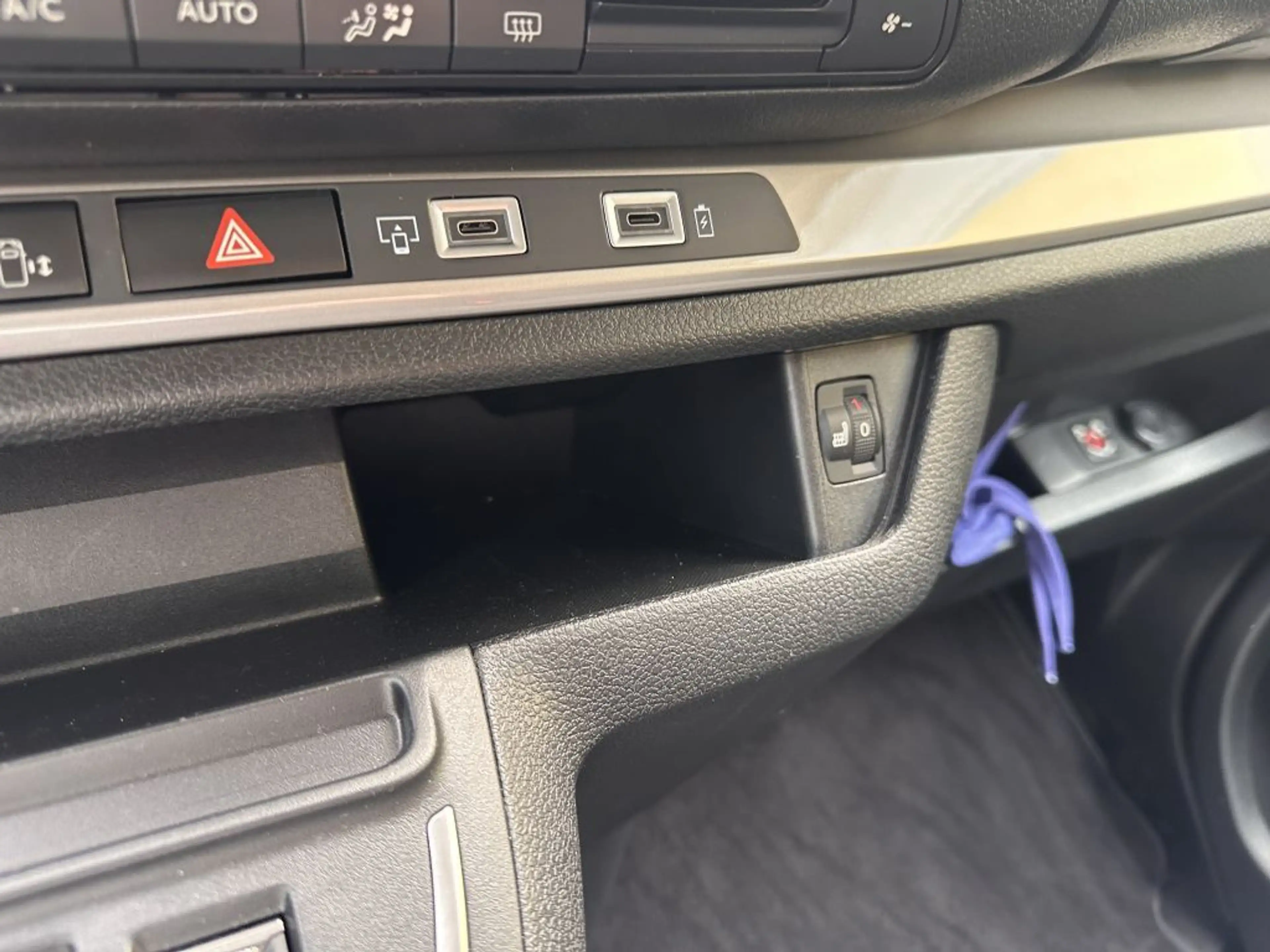 Opel Zafira 2.2 D XL Aut 132 kW Edition +AHK+9-SITZE+ — photo 15