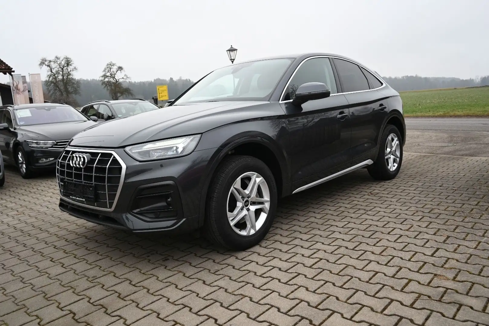 Audi Q5 Sportback 40 TFSI quattro/AHK/Leder/Kamera Grau - 2