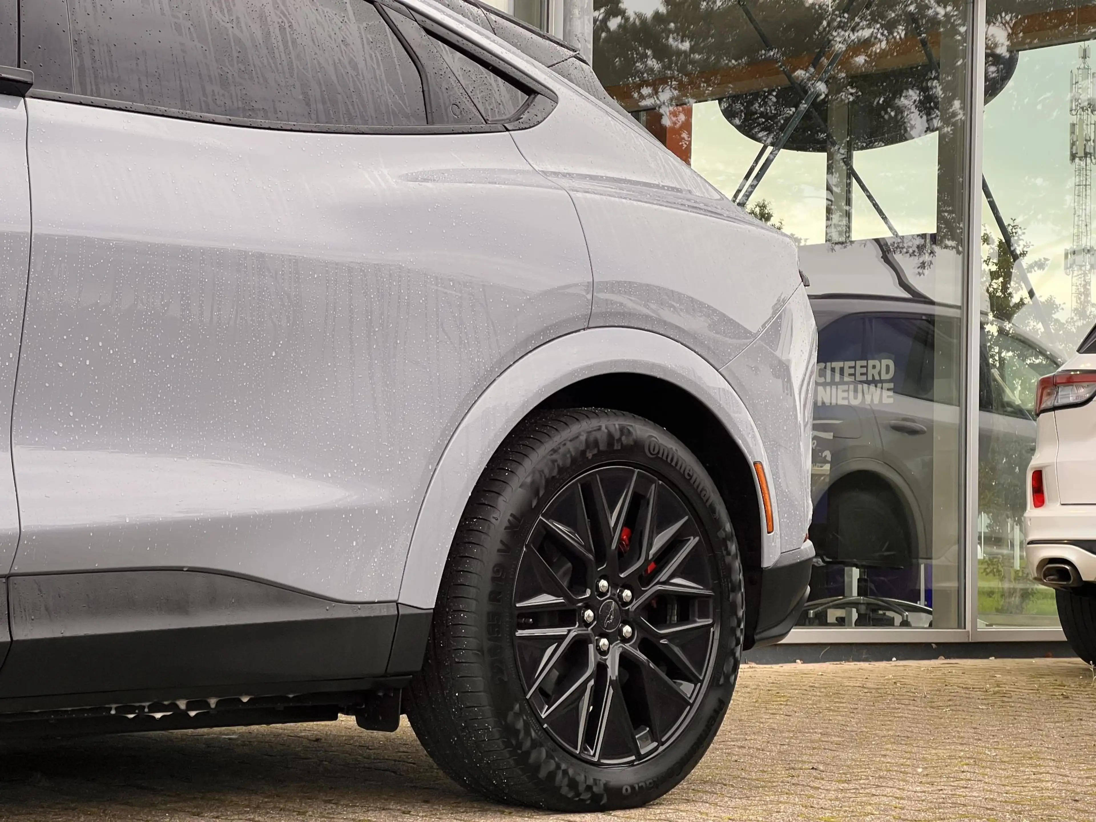 Ford Mustang Mach-E Extended Premium RWD 91 kWh 294pk | Tech pack Plus — photo 11