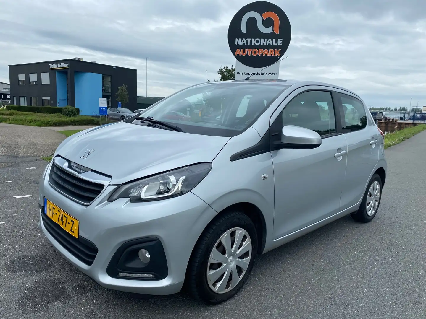 Peugeot 108 2015 * 1.0 e-VTi Blue Lease * AIRCO * LED * CRUISE Grijs - 1