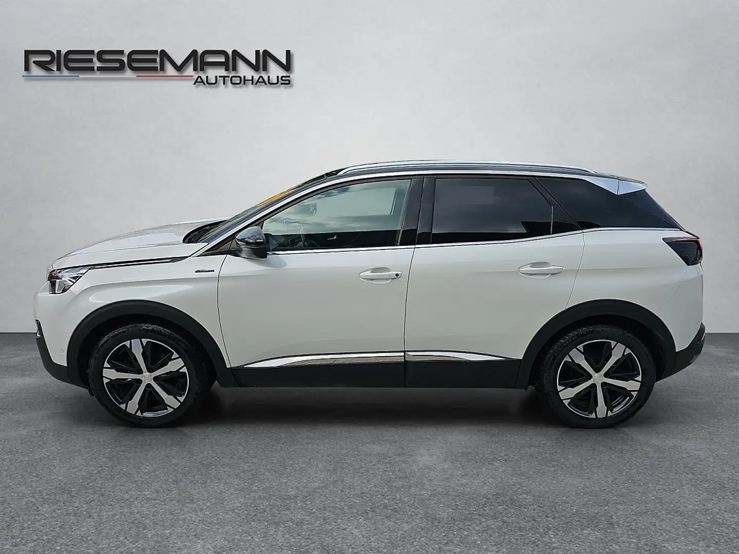 Peugeot 3008 1,5 BlueHDi 130 S&S 6-Gang GT Line Weiß - 2