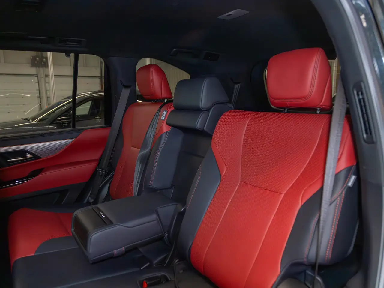 Lexus LX снимка Lexus LX