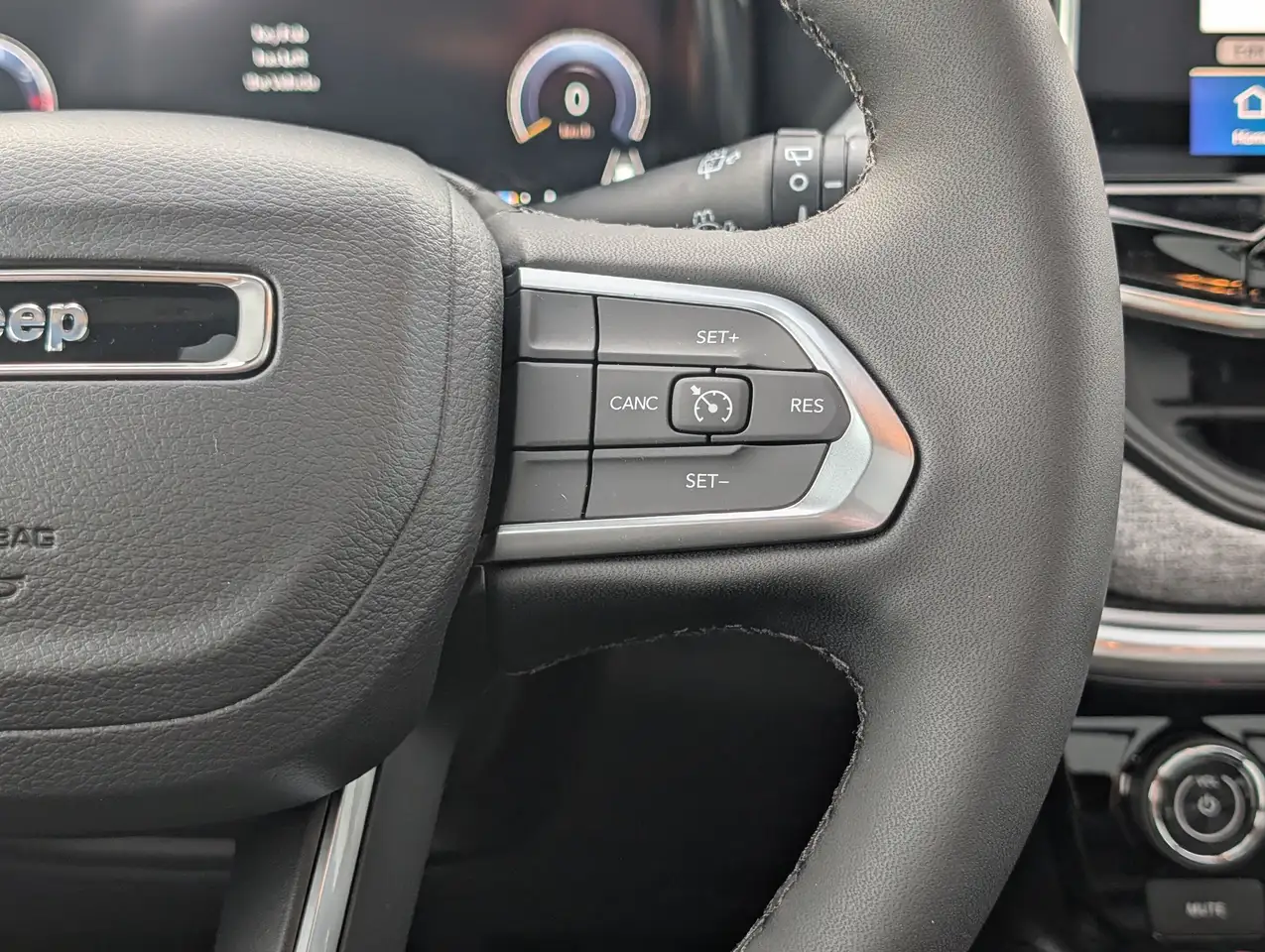 Jeep Compass снимка Jeep Compass