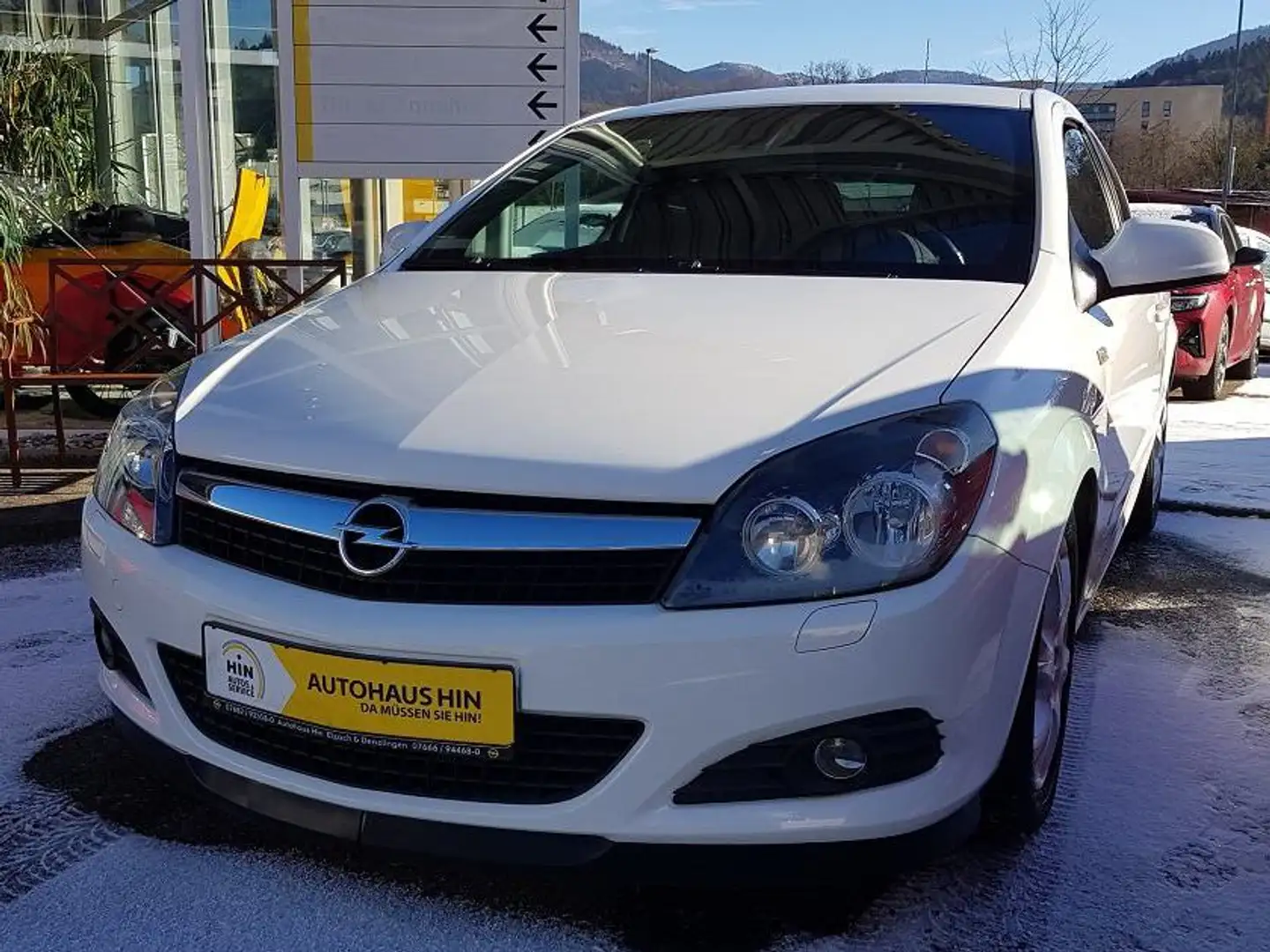 Opel Astra 1.6 Turbo "Sport" LPG-Anlage "Im Kundenauftrag" Weiß - 1