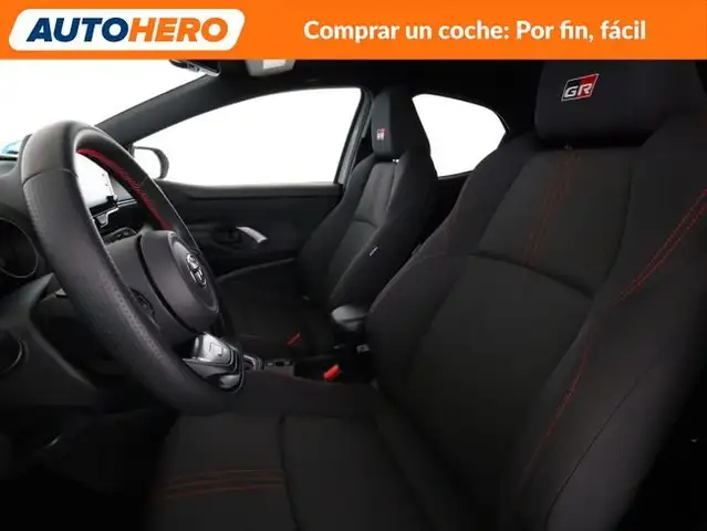 Toyota Yaris view 11