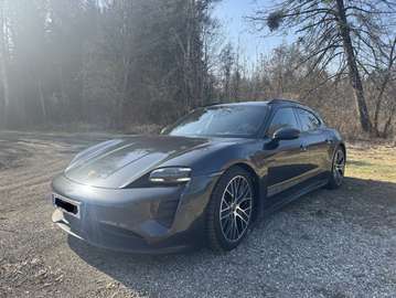 GTS Sport Turismo 83,7kWh Aut.