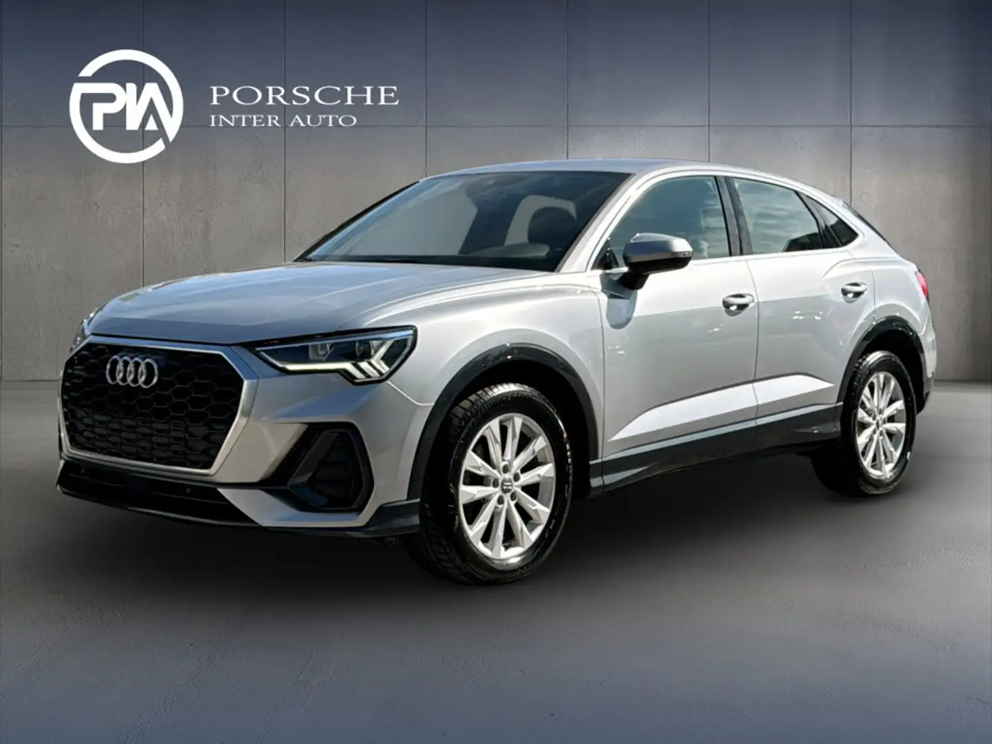 Audi Q3 35 TDI quattro Silber - 1