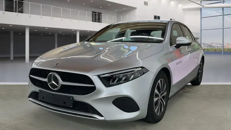 MERCEDES-BENZ Clasa A