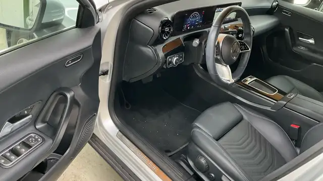 Mercedes-Benz A-Class view 6