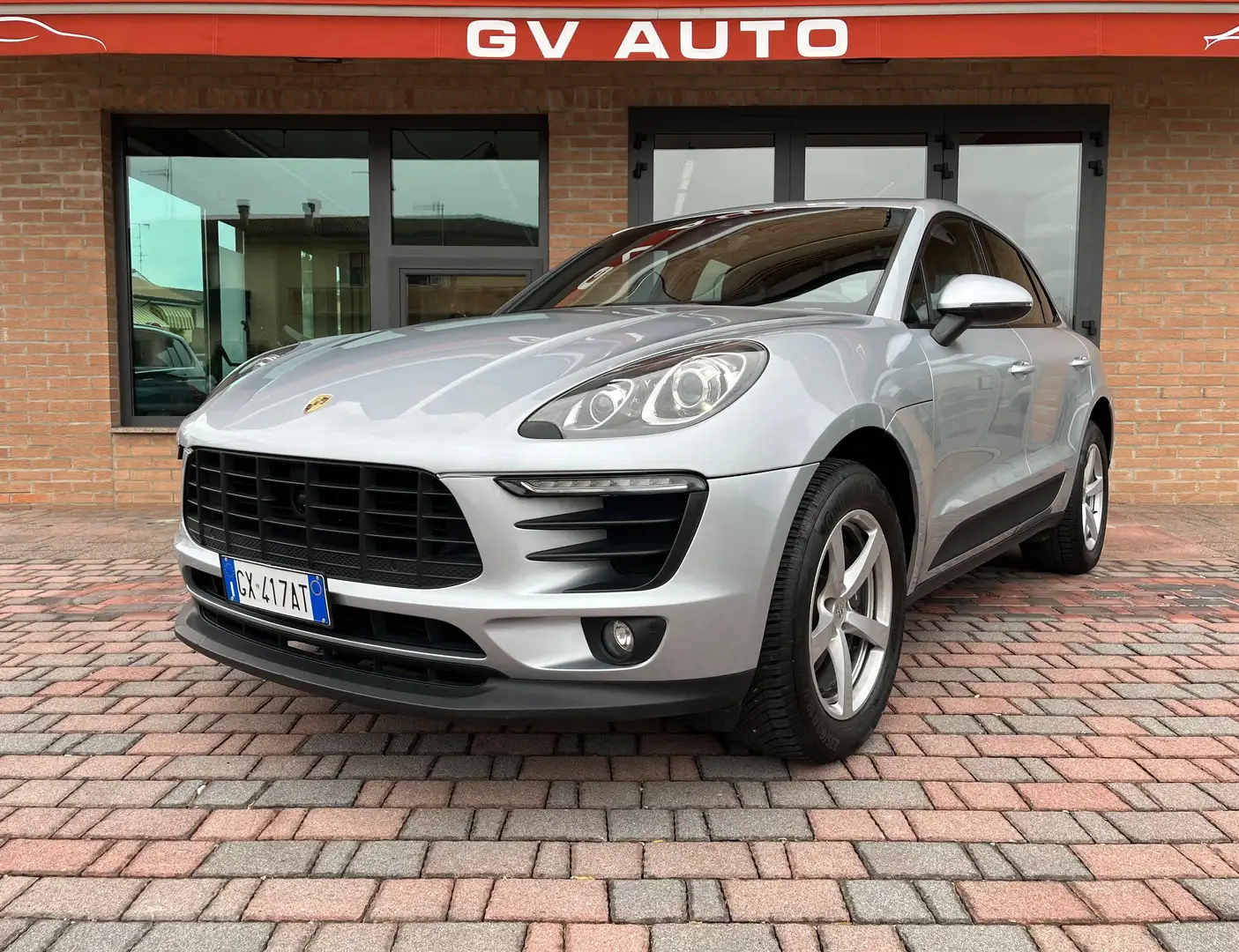 Porsche Macan 2.0 252cv Argent - 1