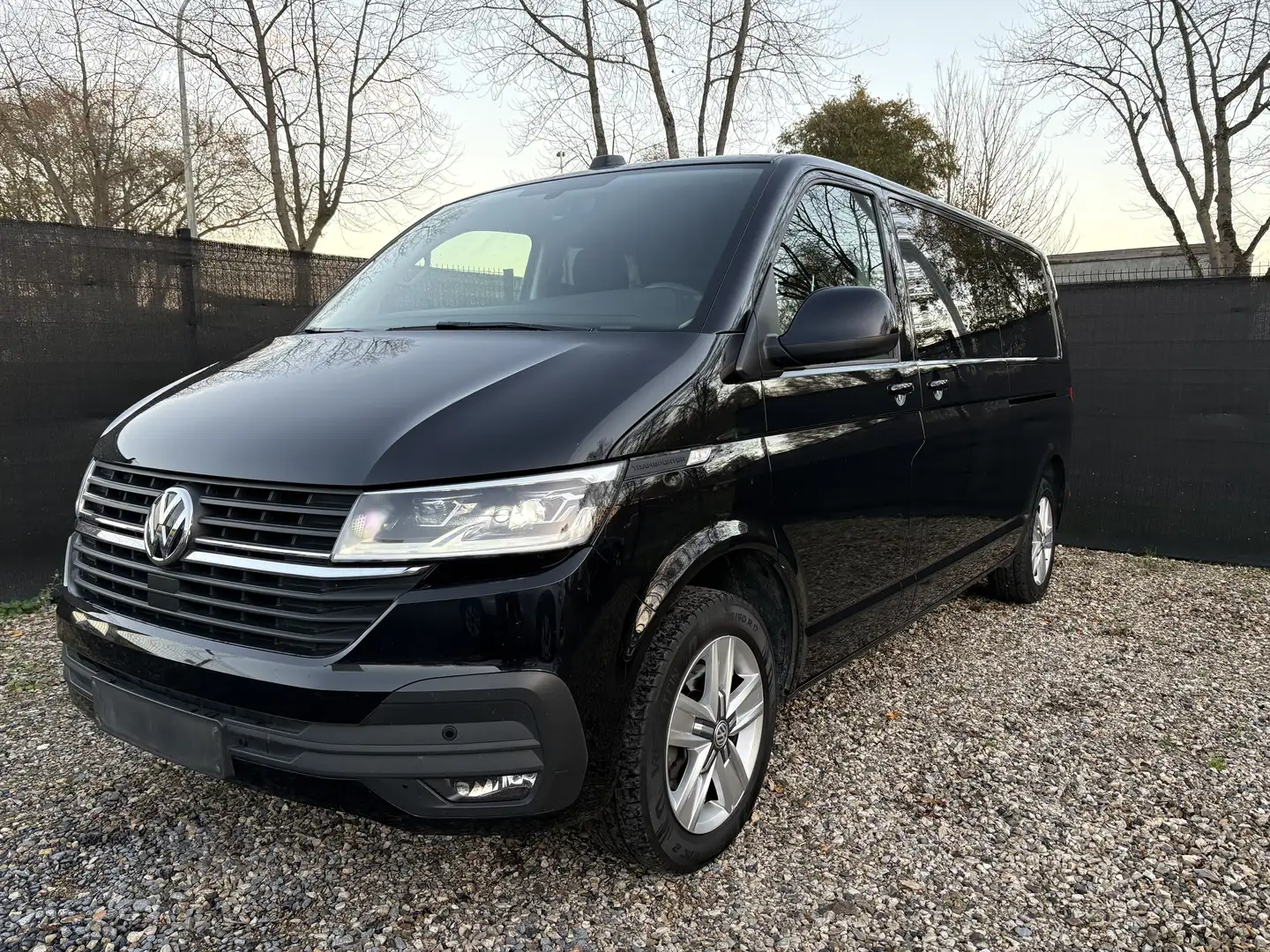Volkswagen T6.1 Transporter Transporter 2.0 TDi DSG ! 2e PROP - NAVI- 9PL! Noir - 2