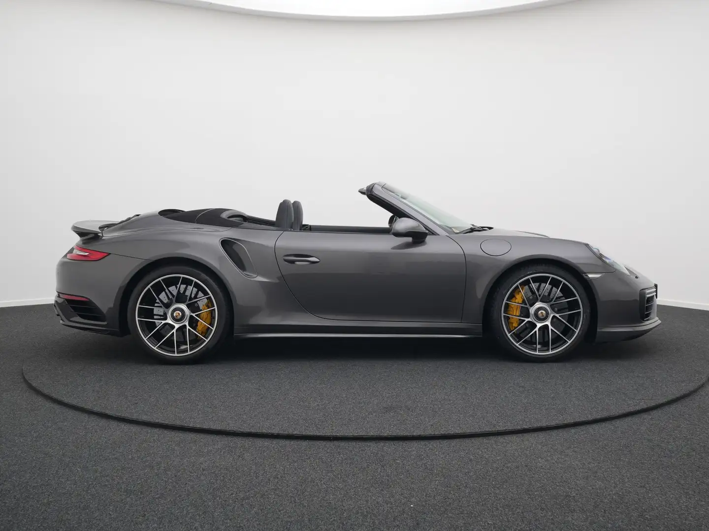 Porsche 991 Turbo S Cabriolet Gris - 2