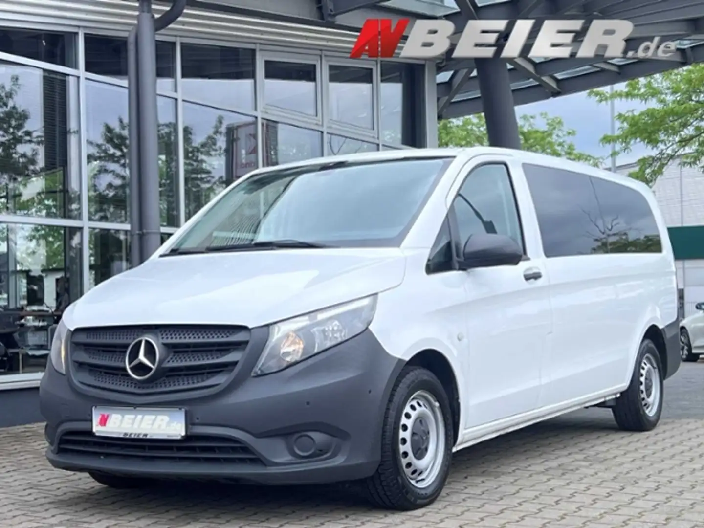 Mercedes-Benz Vito Tourer EinzelSitze vorn 2xKlima 2xPDC Tempomat du Blanc - 1