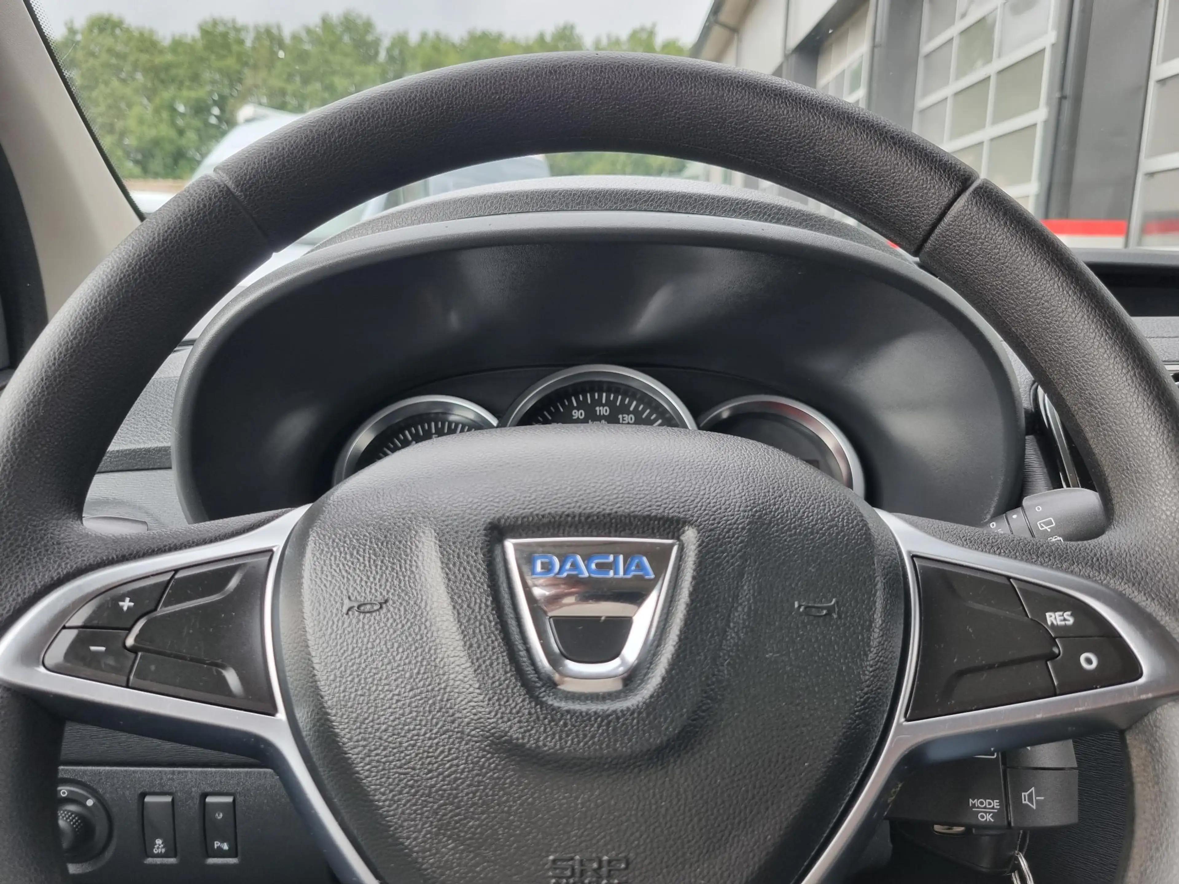 Dacia Dokker 1.3 TCe Comfort NAVI / CRUISE / AIRCO / PDC — photo 9