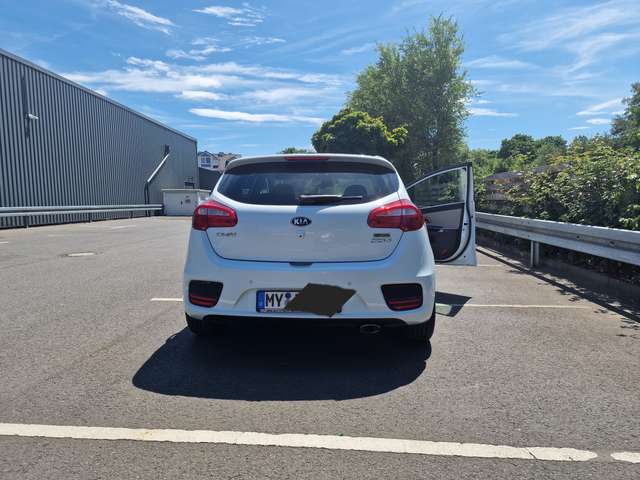 Imagine Kia Ceed / cee'd Ceed 1.6 CRDi 136 ISG Edition 7