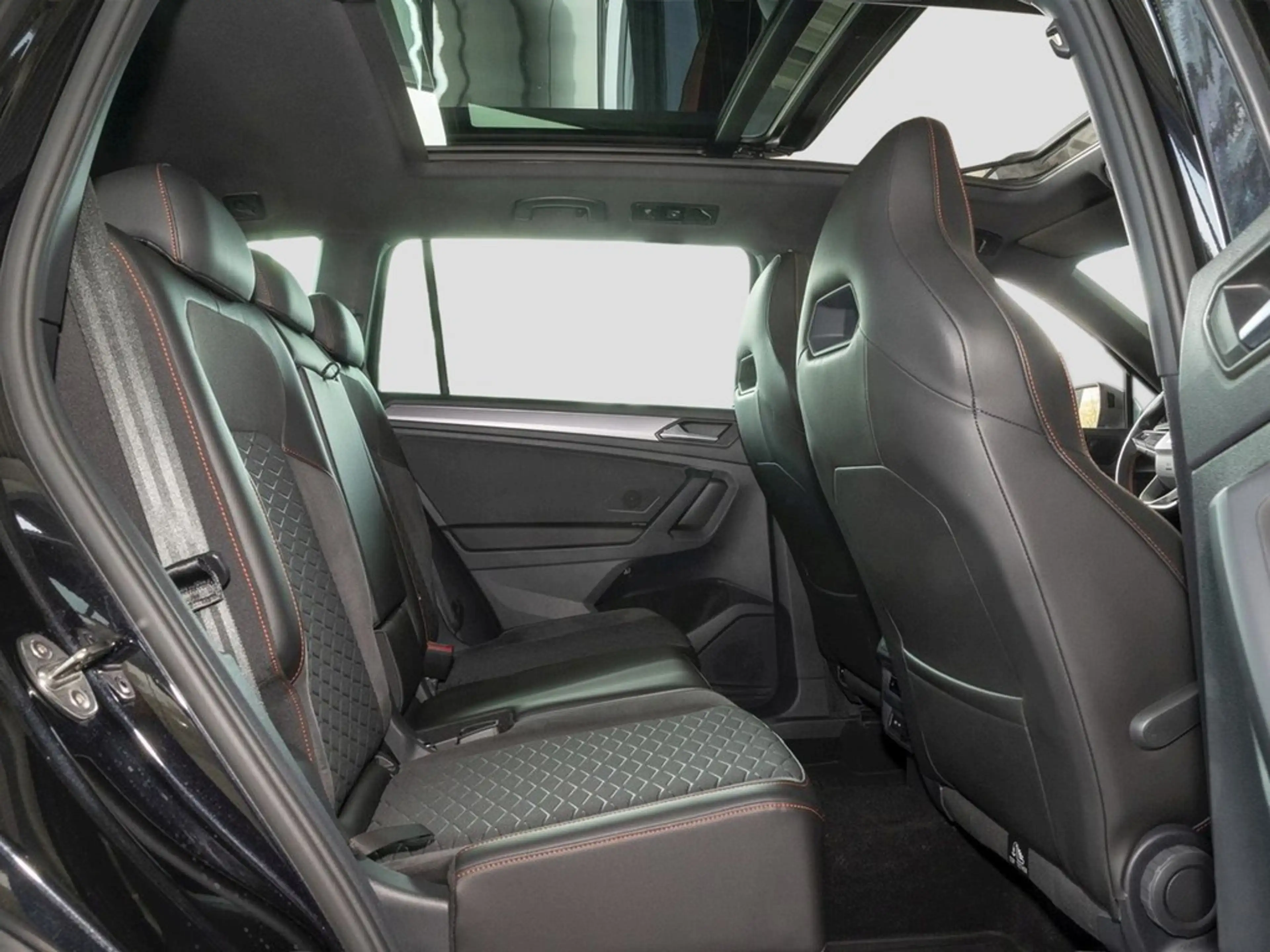 SEAT Tarraco 1.4 TSI DSG e-Hybrid FR 20" Navi Pano ACC — photo 11