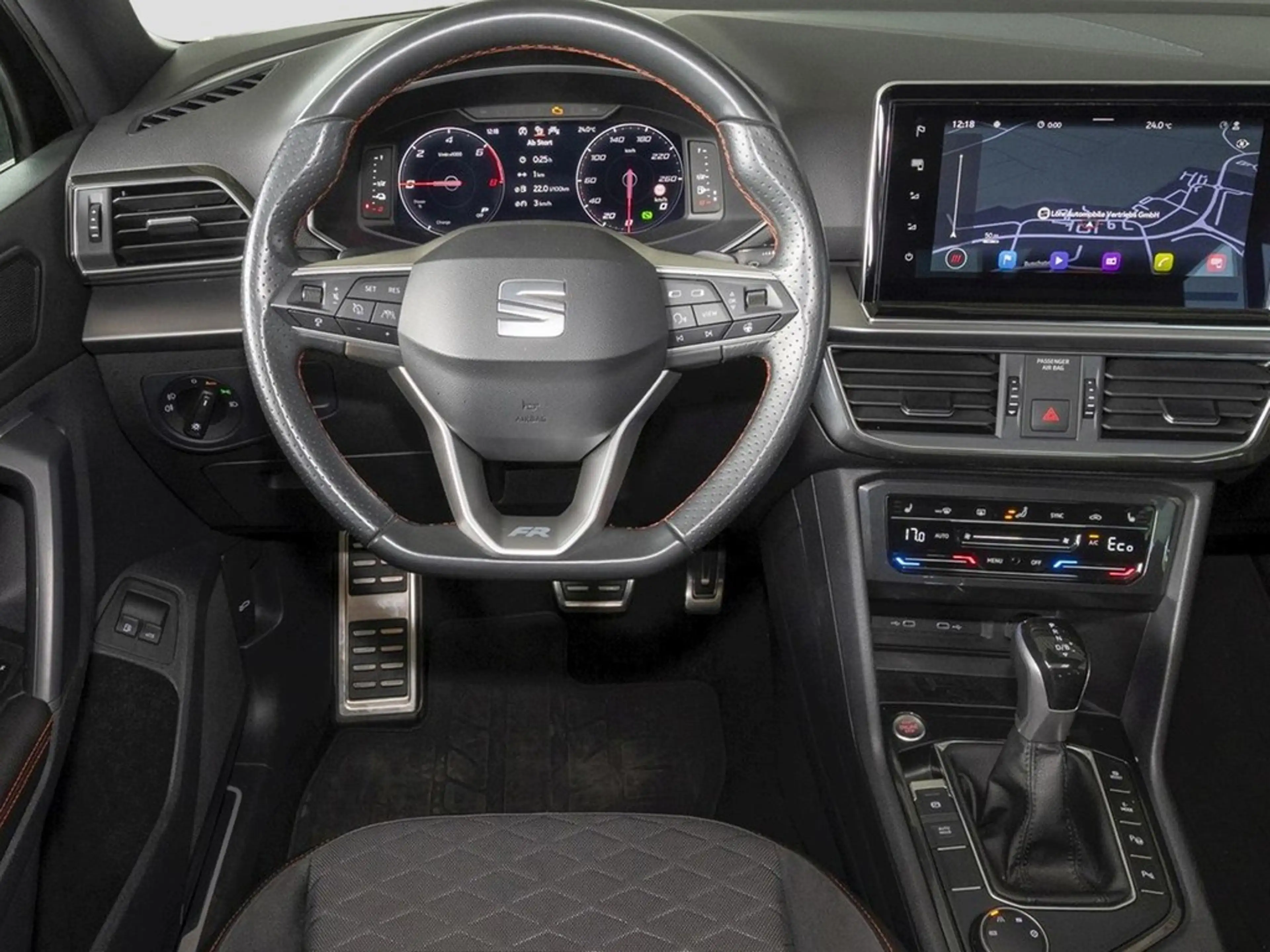 SEAT Tarraco 1.4 TSI DSG e-Hybrid FR 20" Navi Pano ACC — photo 14