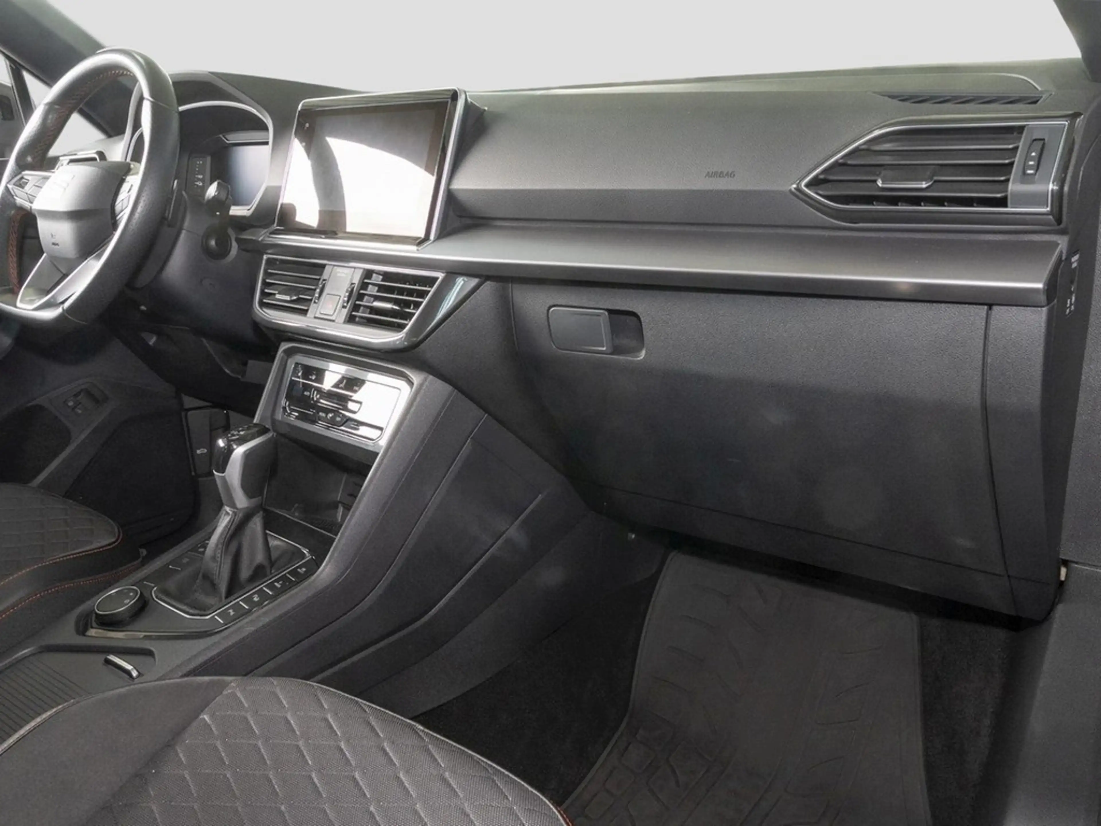 SEAT Tarraco 1.4 TSI DSG e-Hybrid FR 20" Navi Pano ACC — photo 9