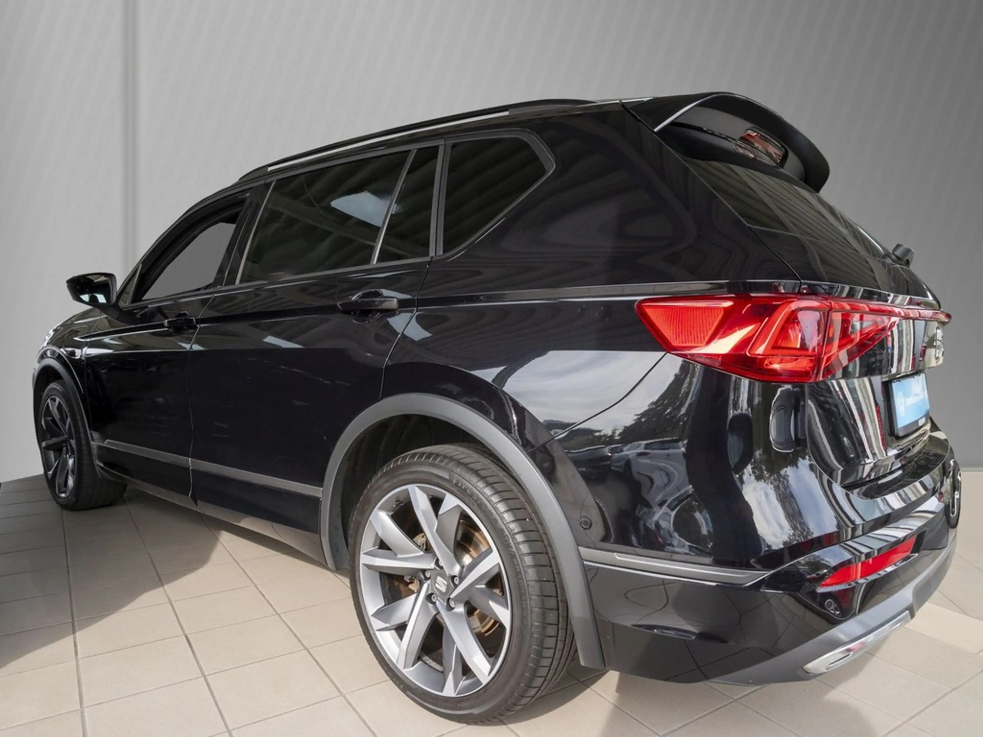 SEAT Tarraco 1.4 TSI DSG e-Hybrid FR 20" Navi Pano ACC — photo 5