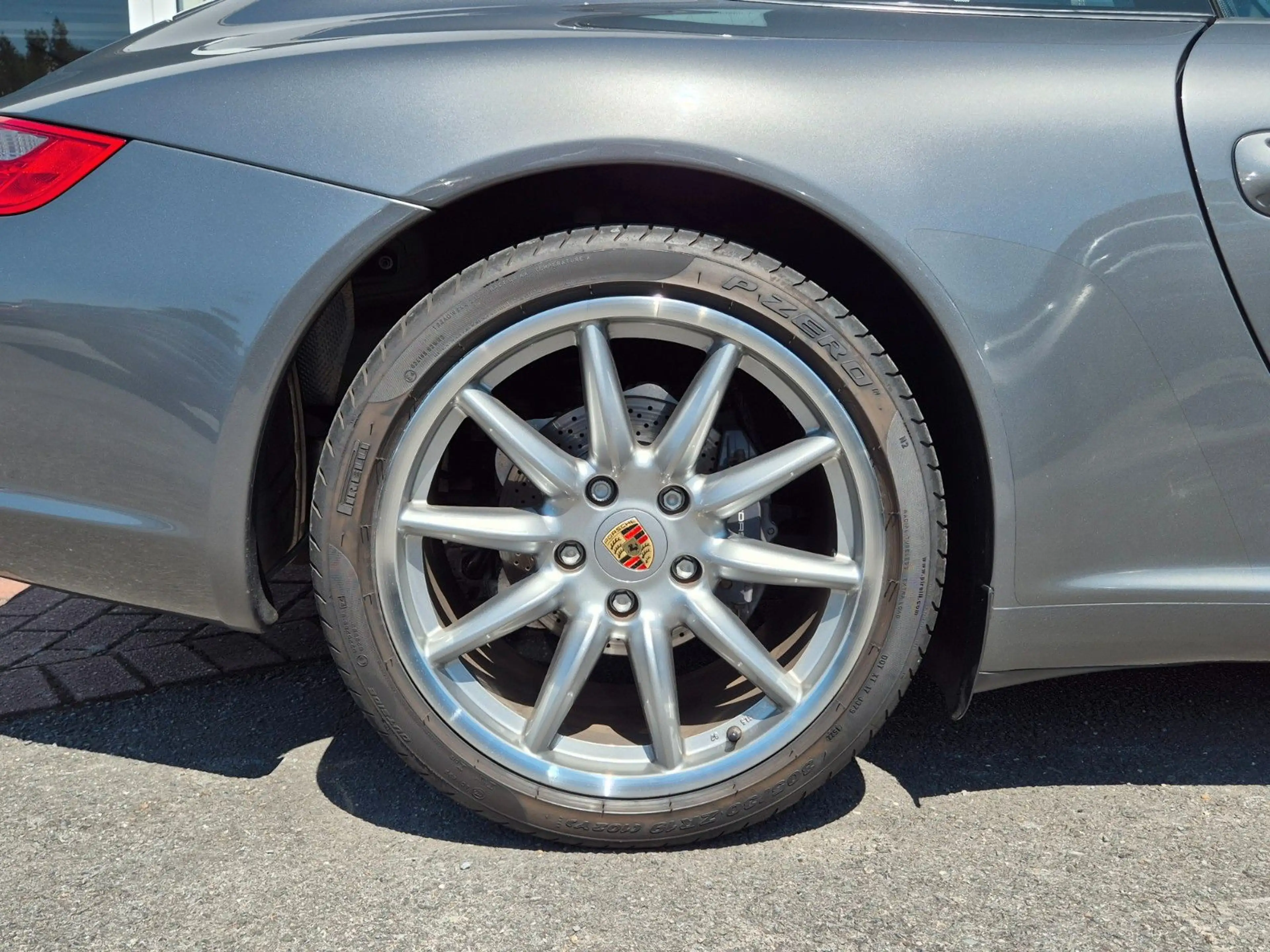Porsche 997 Carrera/Dt./Historie/Meteor Grau/Top — photo 11