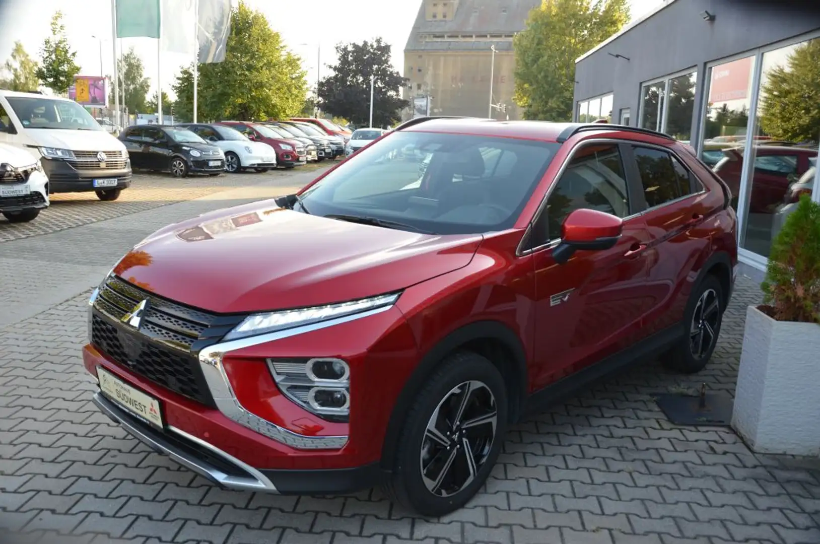 Mitsubishi Eclipse Cross Plug-In Hybrid 4WD Plus Rot - 2