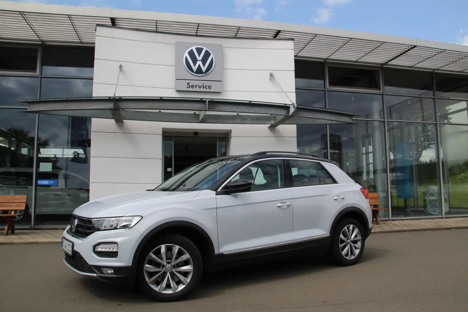 Volkswagen T-Roc Style 4Motion TDI DSG  AHK+Navi Silber - 1