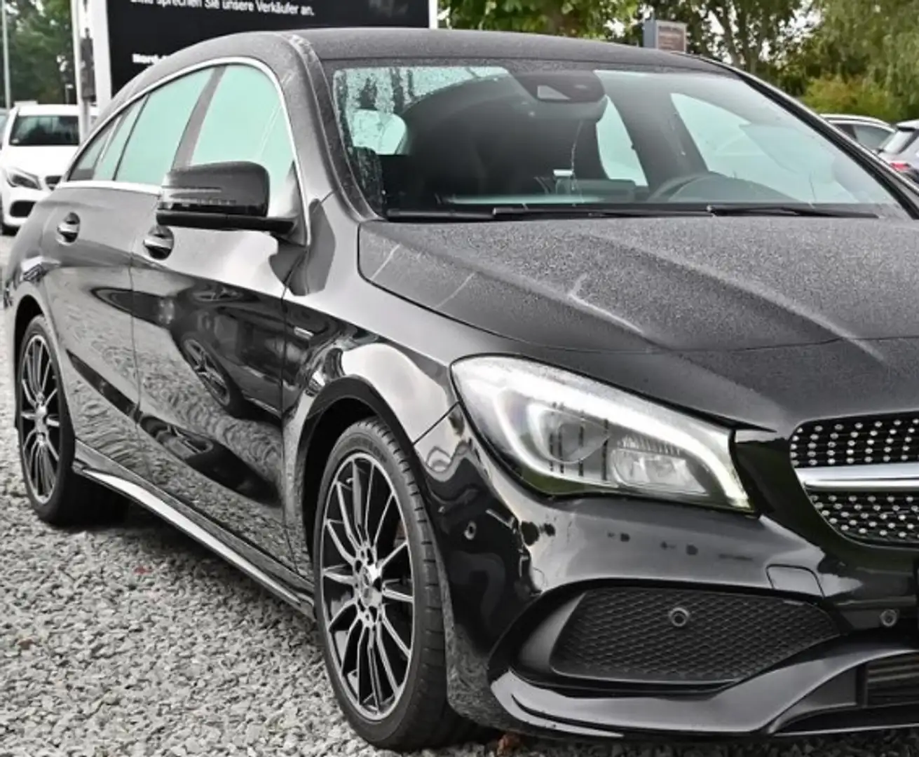 Mercedes-Benz CLA 200 CLA Shooting Brake 200 7G-DCTPeak Edition Schwarz - 2