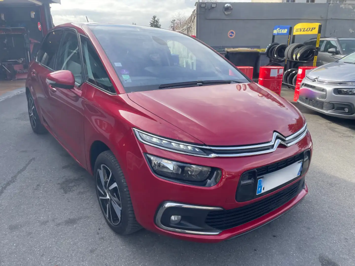 Citroen C4 Picasso PURETECH 130CH FEEL S\u0026S EAT6 BOITE AUTOMATIQUE Rood - 2