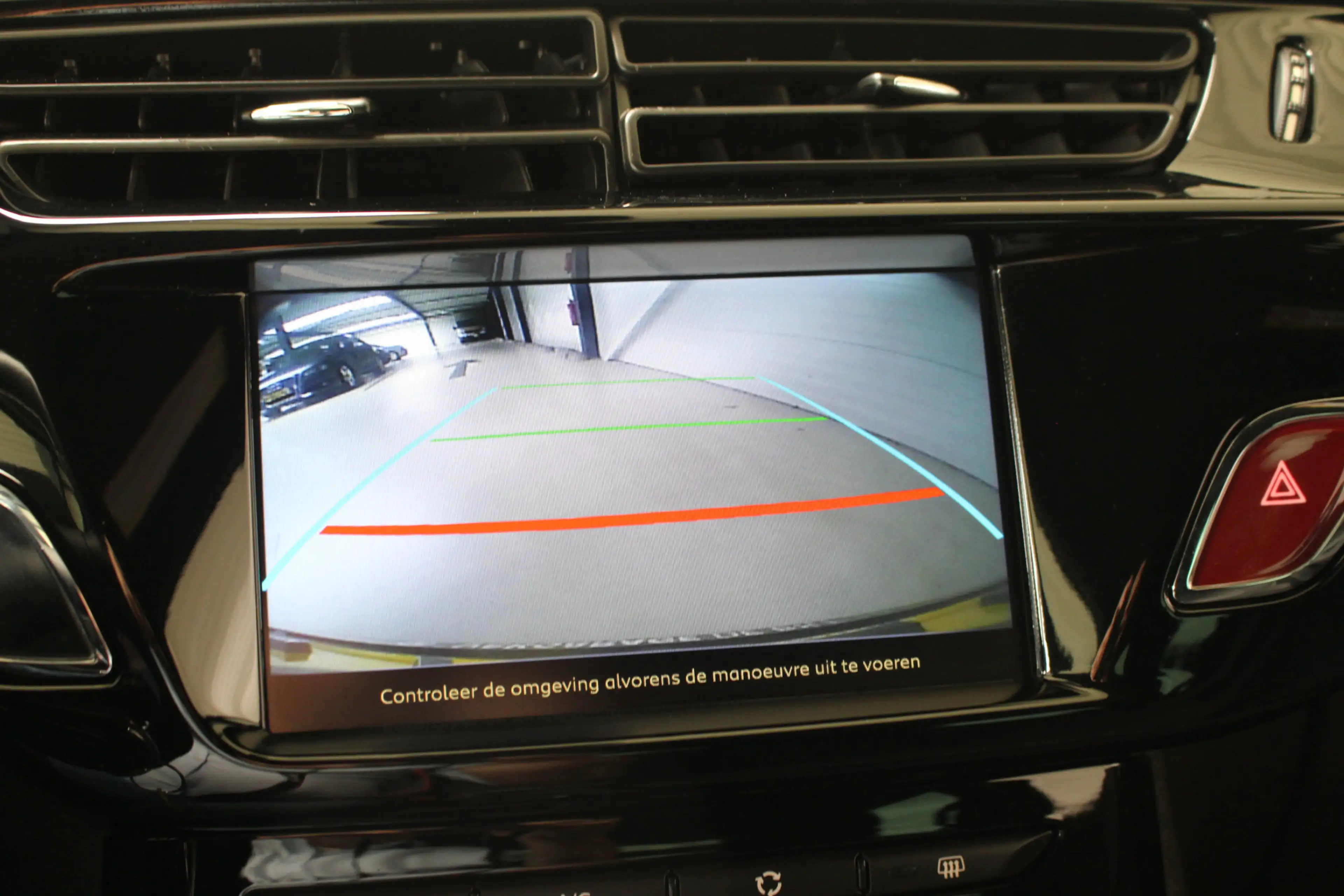 DS Automobiles DS 3 1.2 PureTech Connected Chic Automaat Cruise Contro — photo 15