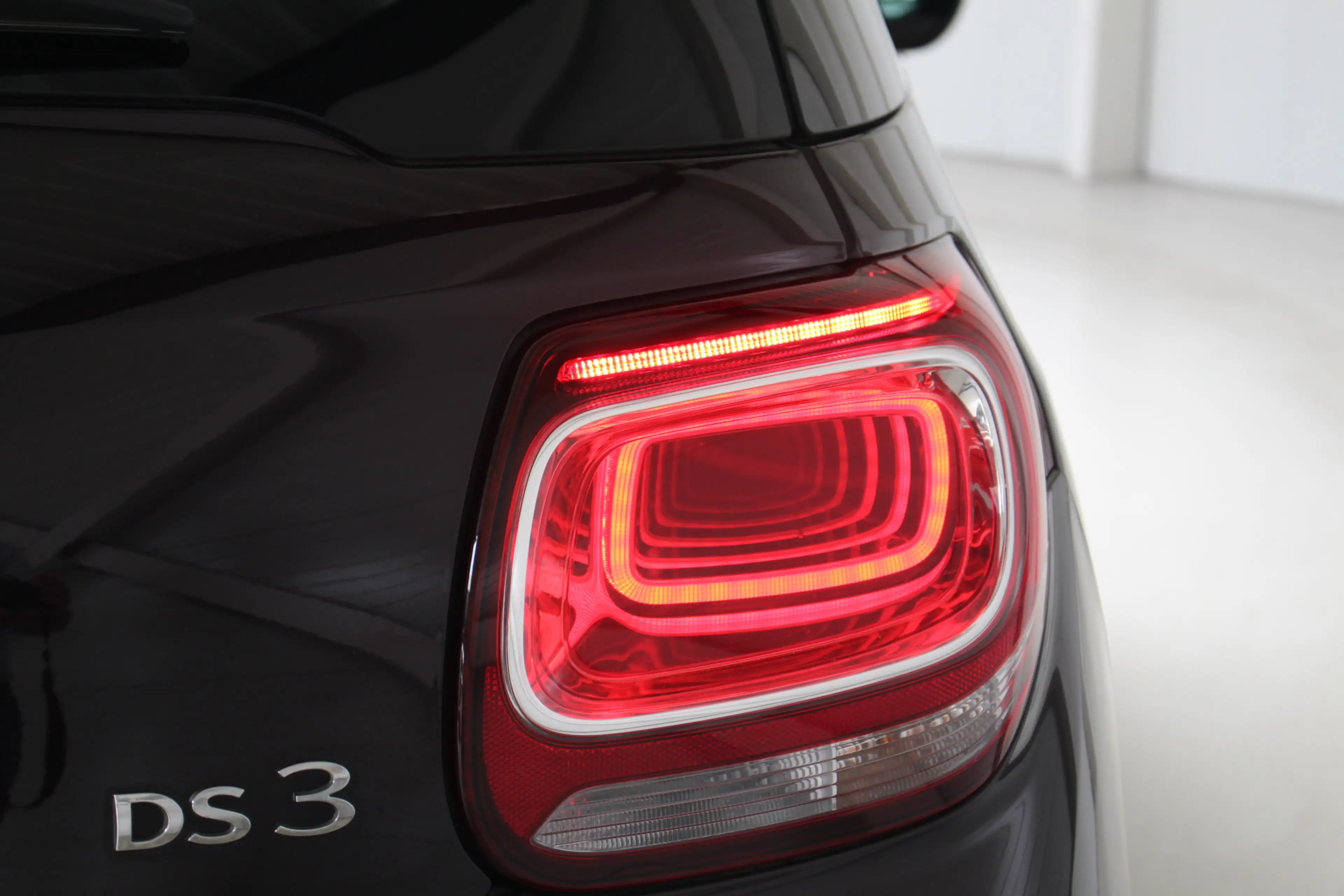DS Automobiles DS 3 1.2 PureTech Connected Chic Automaat Cruise Contro — photo 4