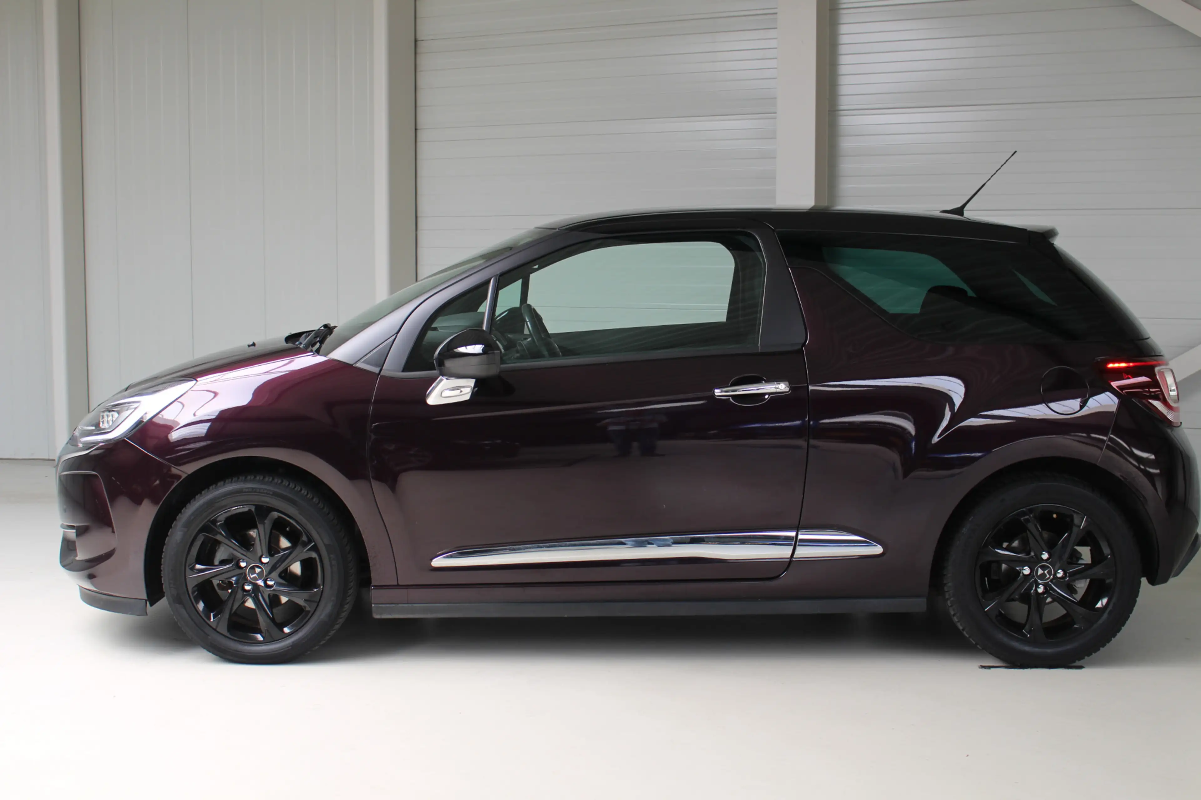 DS Automobiles DS 3 1.2 PureTech Connected Chic Automaat Cruise Contro — photo 2