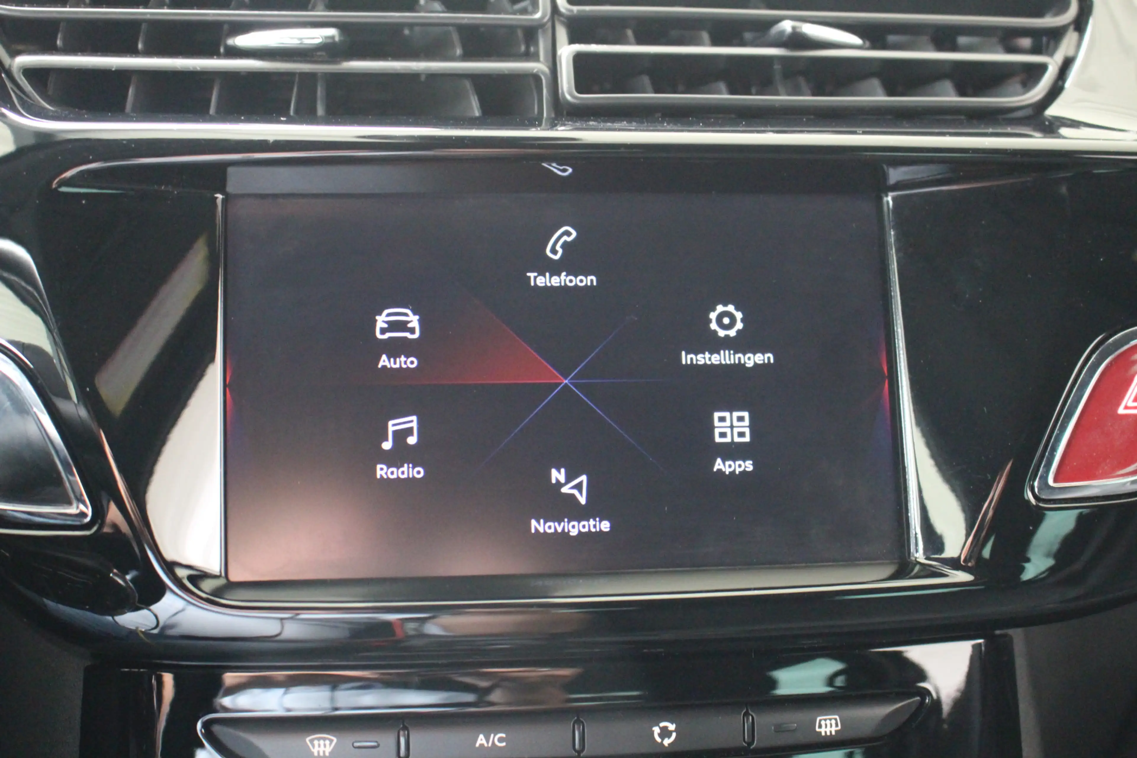 DS Automobiles DS 3 1.2 PureTech Connected Chic Automaat Cruise Contro — photo 16