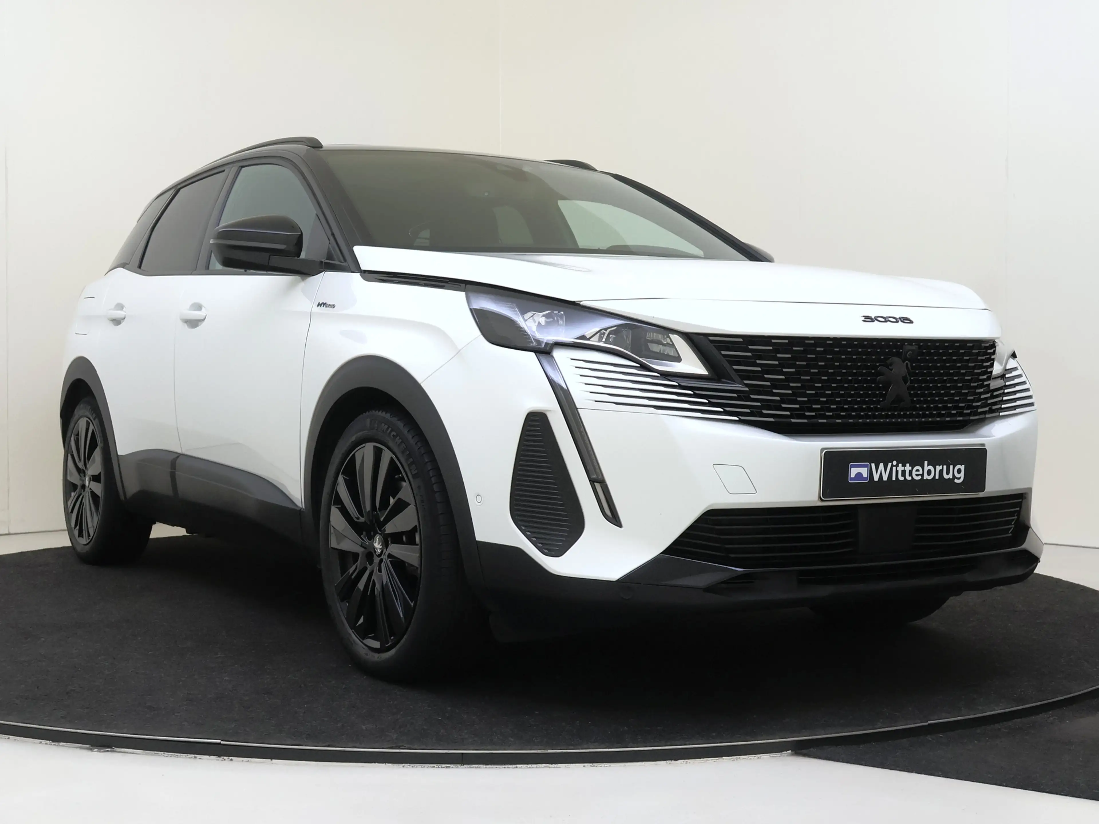 Peugeot 3008 1.6 HYbrid 225 GT YP — photo 3