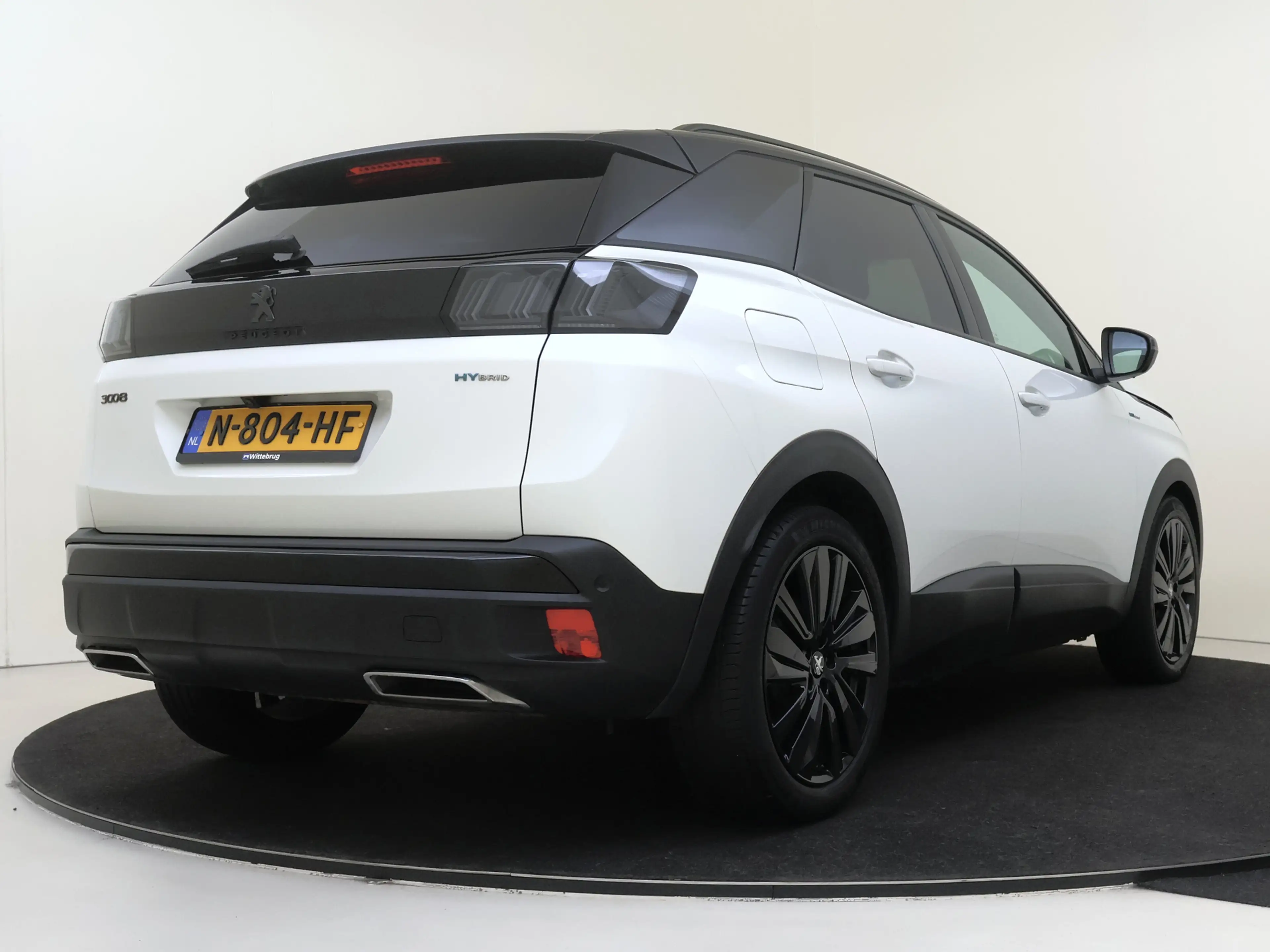 Peugeot 3008 1.6 HYbrid 225 GT YP — photo 11