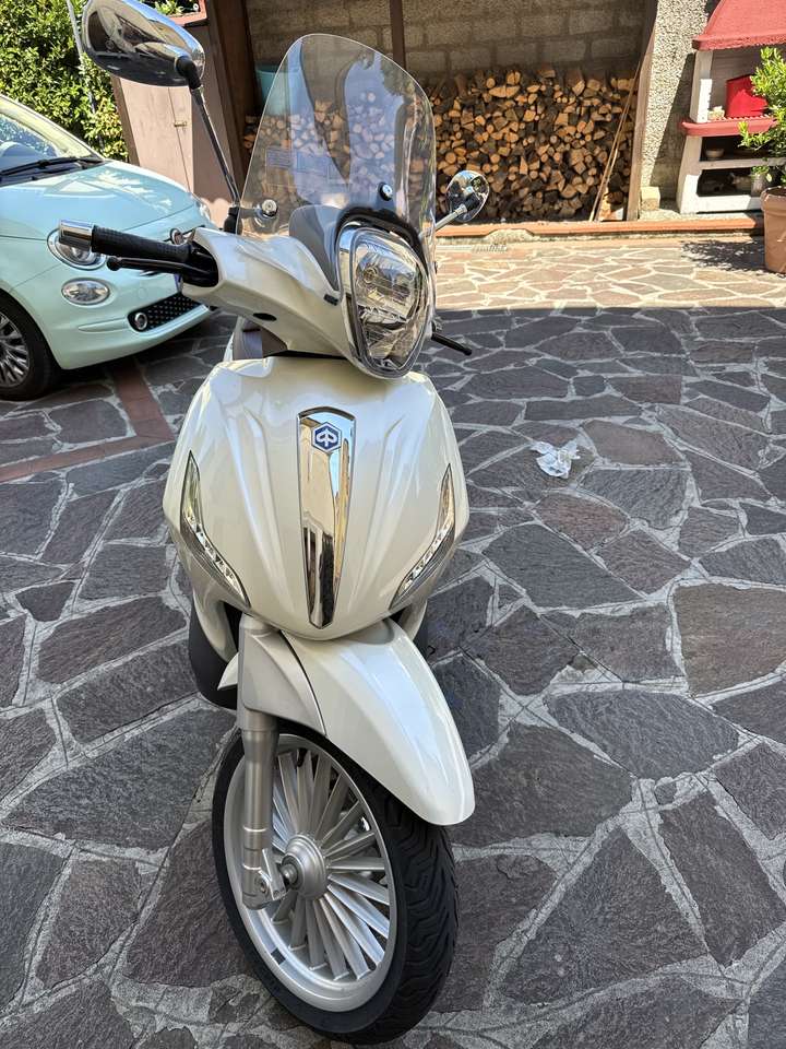 Piaggio Beverly 300 300 ie