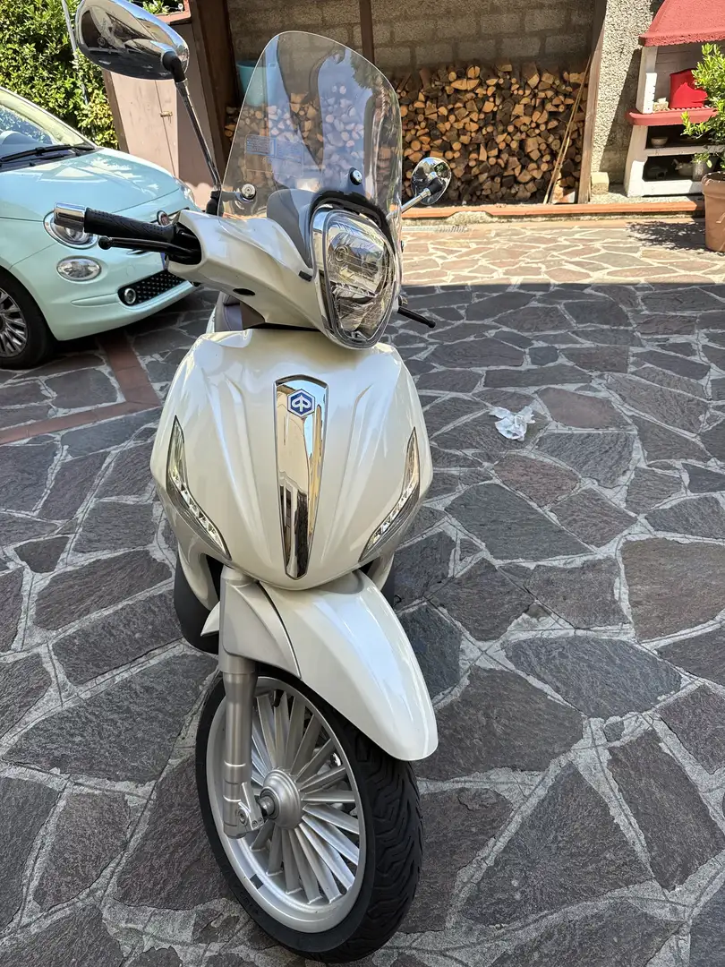 Piaggio Beverly 300 300 ie - 1