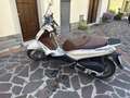 Piaggio Beverly 300 300 ie - thumbnail 2