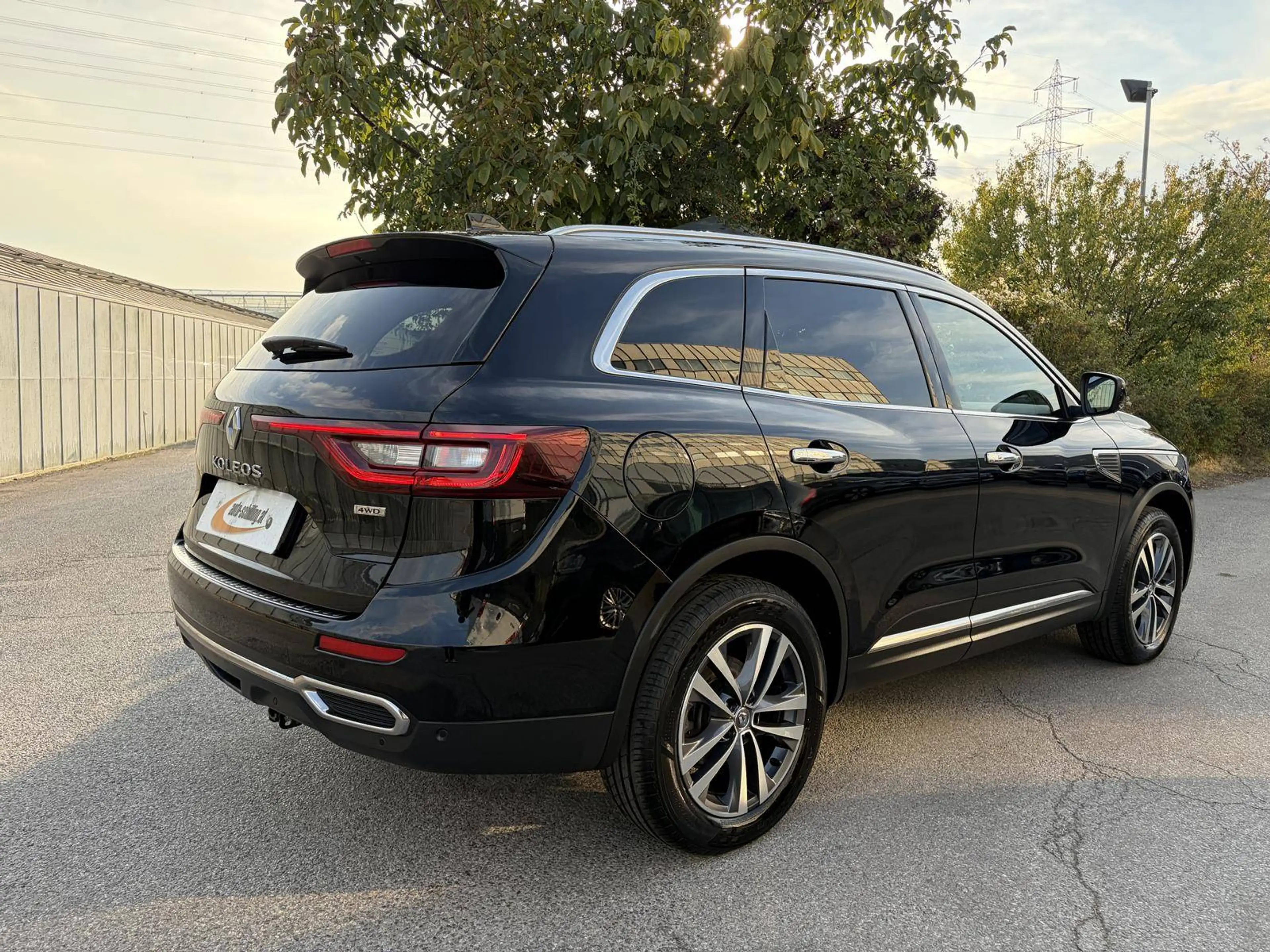 Renault Koleos 2.0 dCi 175 4WD X-Tronic LED Panorama AHK Keyless Ambiente — photo 3
