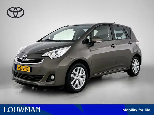 Toyota Verso-S 1.3 VVT-i Dynamic *Automaat | Panoramadak | Trekha