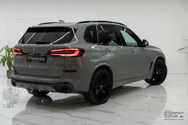 BMW X5 view 17
